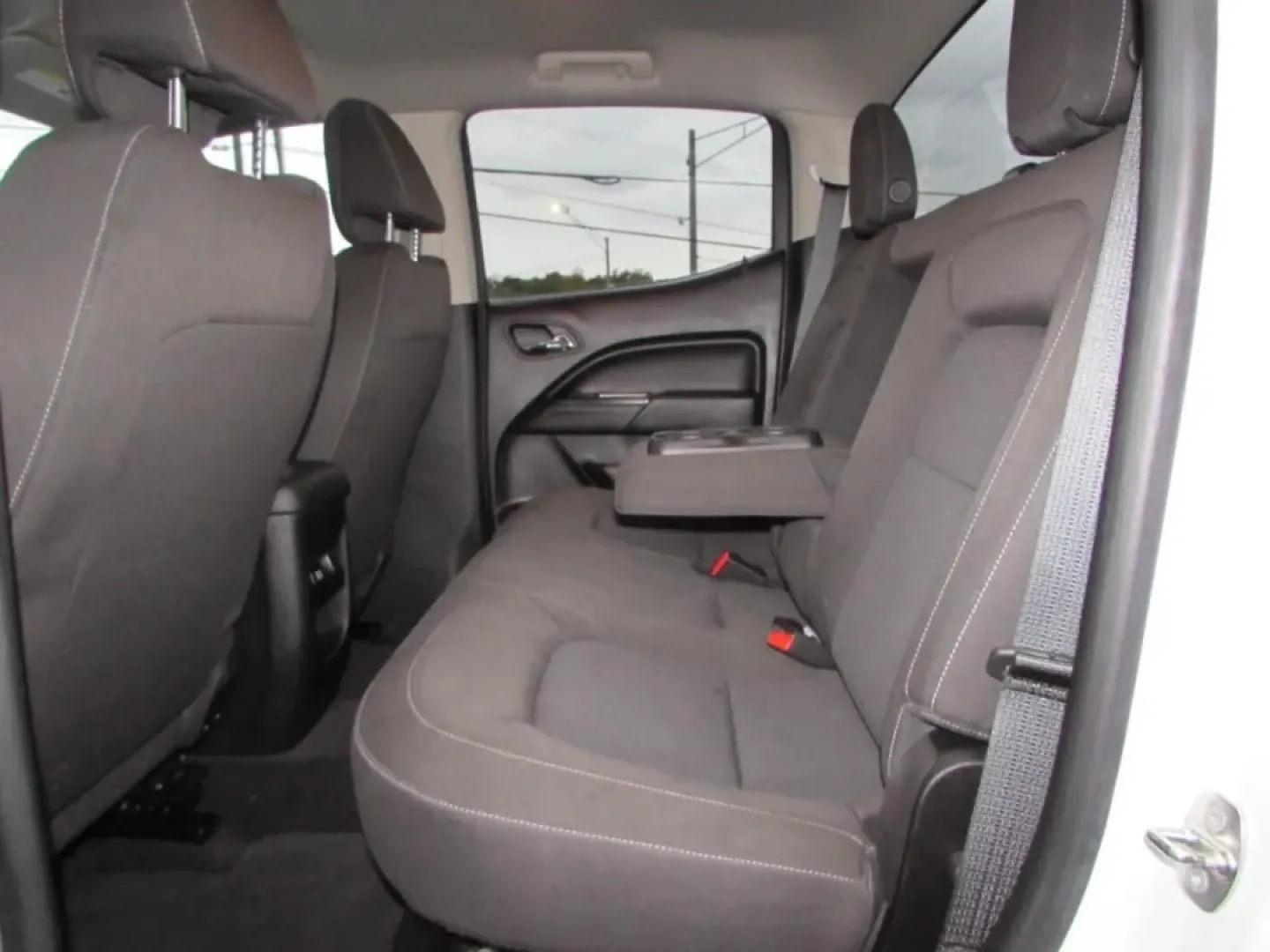 2015 /Black Chevrolet Colorado LT (1GCGTBE32F1) with an Other engine, Automatic transmission, located at 12836 Highway 21, De Soto, MO, 63020, (636) 337-7777, 38.151867, -90.575615 - **Adventure Awaits with This 2015 Chevrolet Colorado at Pettus Ford De Soto!**<br /> <br /> Are you ready to elevate your lifestyle with a reliable truck that's perfect for weekend adventures and everyday commutes? Look no further than this 2015 Chevrolet Colorado 4WD LT Crew Cab, available now at P - Photo#24