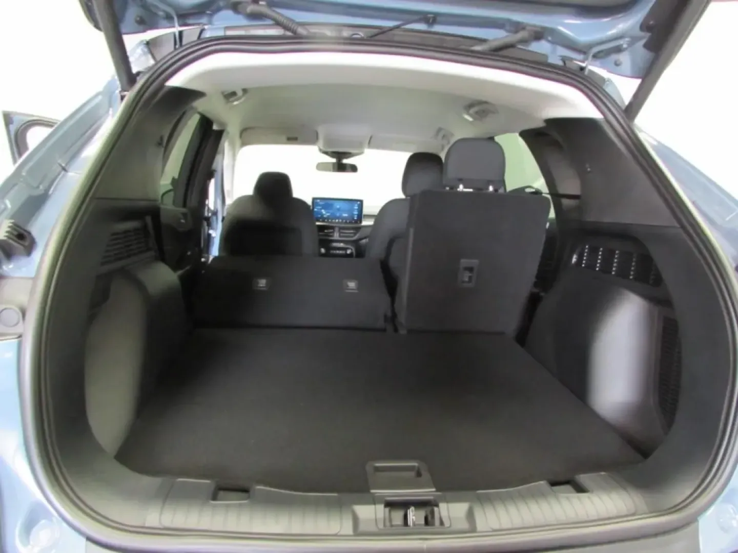 2026 Ford Escape Active (1FMCU0GN9TU) with an 1.5L engine, located at 12836 Highway 21, De Soto, MO, 63020, (636) 337-7777, 38.151867, -90.575615 - ### Discover Adventure with the 2026 Ford Escape at Pettus Ford De Soto!<br /> <br /> Are you ready to elevate your lifestyle with a vehicle that perfectly balances functionality and style? Look no further than the stunning 2026 Ford Escape, now available at Pettus Ford De Soto! This remarkable SUV - Photo#25