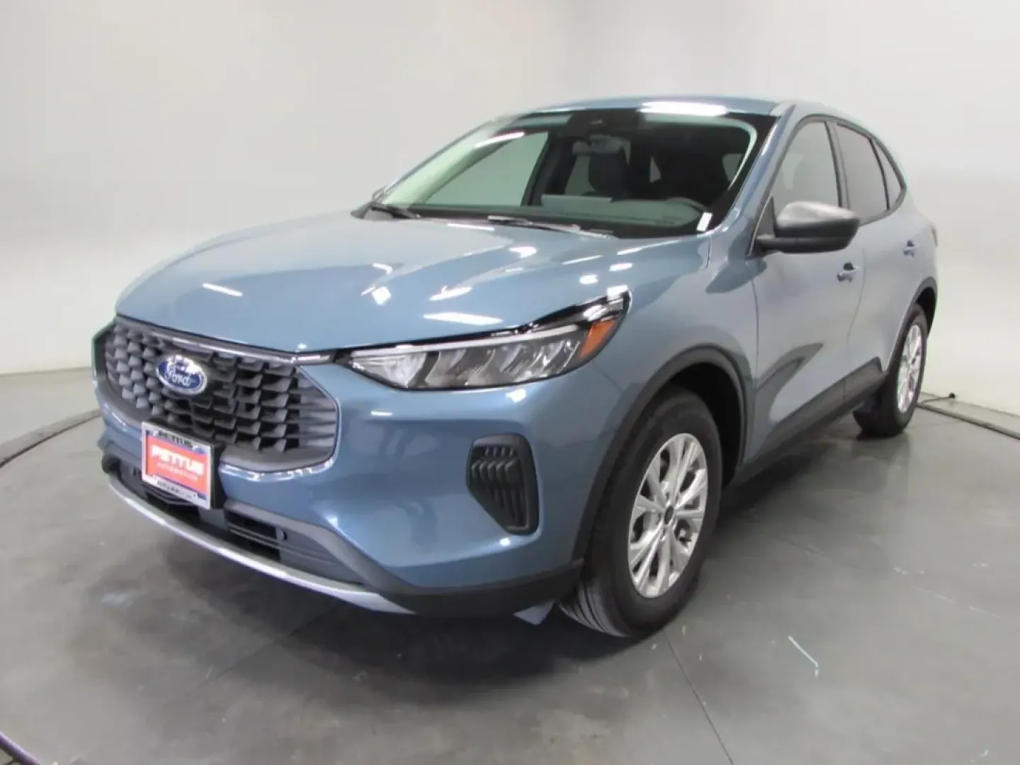 2026 Ford Escape Active (1FMCU0GN9TU) with an 1.5L engine, located at 12836 Highway 21, De Soto, MO, 63020, (636) 337-7777, 38.151867, -90.575615 - ### Discover Adventure with the 2026 Ford Escape at Pettus Ford De Soto!<br /> <br /> Are you ready to elevate your lifestyle with a vehicle that perfectly balances functionality and style? Look no further than the stunning 2026 Ford Escape, now available at Pettus Ford De Soto! This remarkable SUV - Photo#2