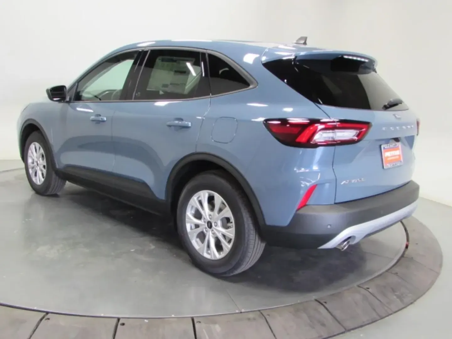 2026 Ford Escape Active (1FMCU0GN9TU) with an 1.5L engine, located at 12836 Highway 21, De Soto, MO, 63020, (636) 337-7777, 38.151867, -90.575615 - ### Discover Adventure with the 2026 Ford Escape at Pettus Ford De Soto!<br /> <br /> Are you ready to elevate your lifestyle with a vehicle that perfectly balances functionality and style? Look no further than the stunning 2026 Ford Escape, now available at Pettus Ford De Soto! This remarkable SUV - Photo#5