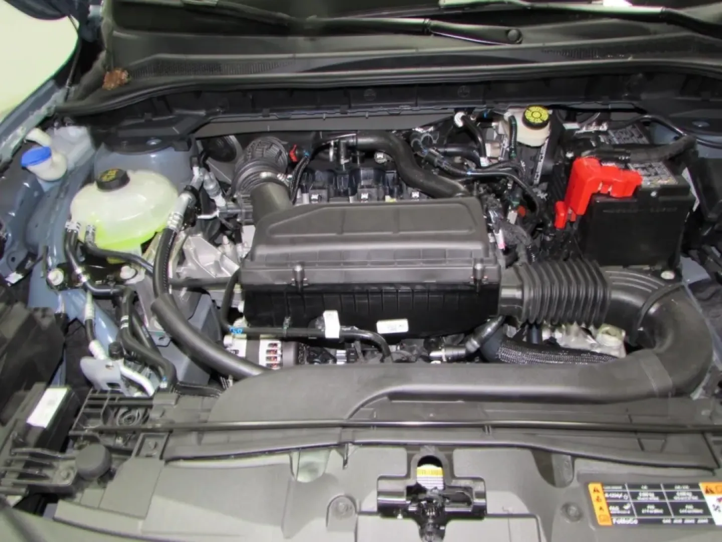 2026 Ford Escape Active (1FMCU0GN9TU) with an 1.5L engine, located at 12836 Highway 21, De Soto, MO, 63020, (636) 337-7777, 38.151867, -90.575615 - ### Discover Adventure with the 2026 Ford Escape at Pettus Ford De Soto!<br /> <br /> Are you ready to elevate your lifestyle with a vehicle that perfectly balances functionality and style? Look no further than the stunning 2026 Ford Escape, now available at Pettus Ford De Soto! This remarkable SUV - Photo#8