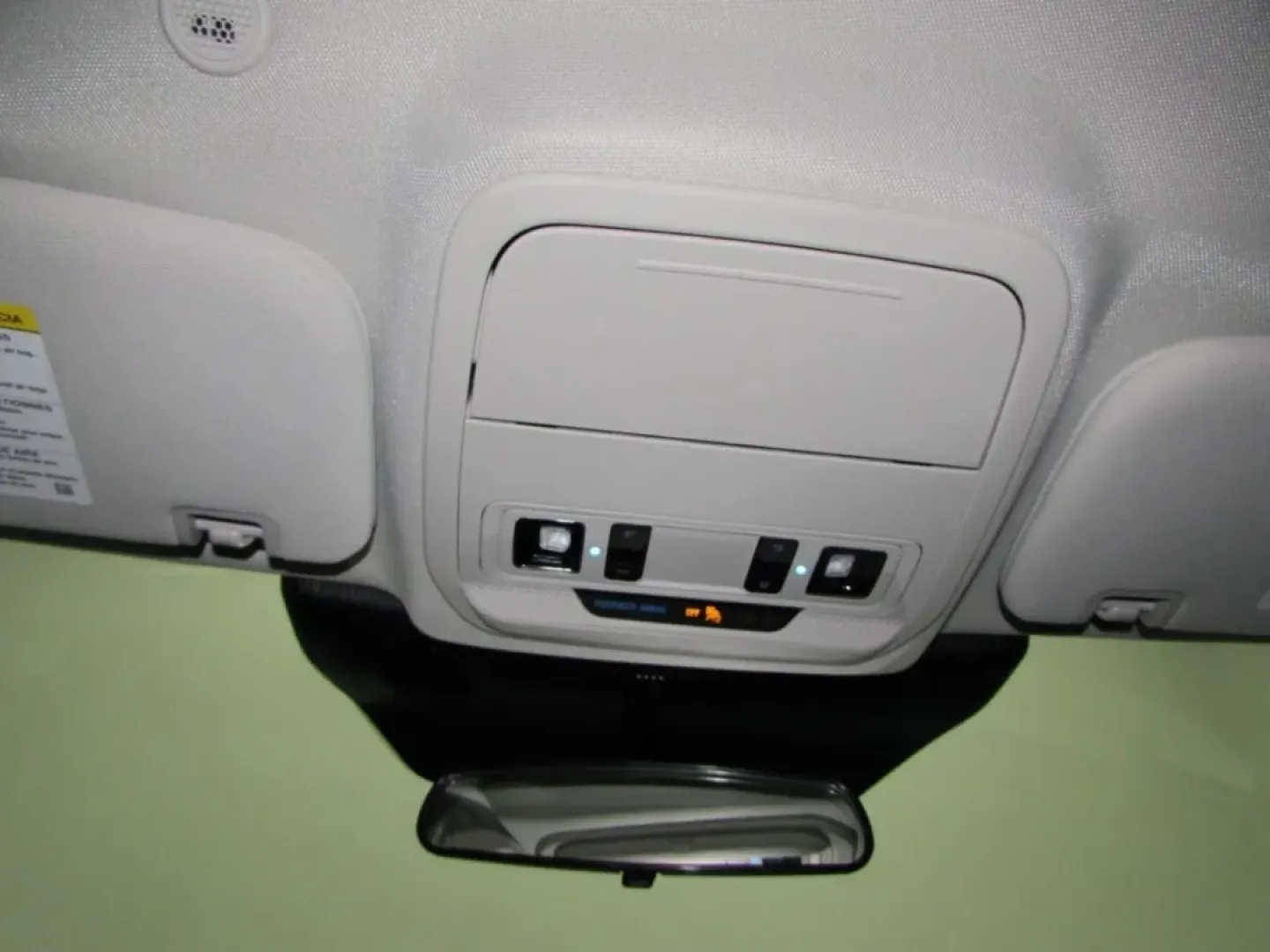 2026 /Dark Space Gray Ford Explorer Active (1FMUK8DH0TG) with an 2.3L EcoBoost I-4 engine, Automatic transmission, located at 12836 Highway 21, De Soto, MO, 63020, (636) 337-7777, 38.151867, -90.575615 - Discover the perfect blend of style, versatility, and power with the 2026 Ford Explorer Active, available now at Pettus Ford De Soto. This SUV is not just a vehicle; it's an invitation to explore your lifestyle, whether you're embarking on family road trips, navigating daily commutes, or seeking wee - Photo#19