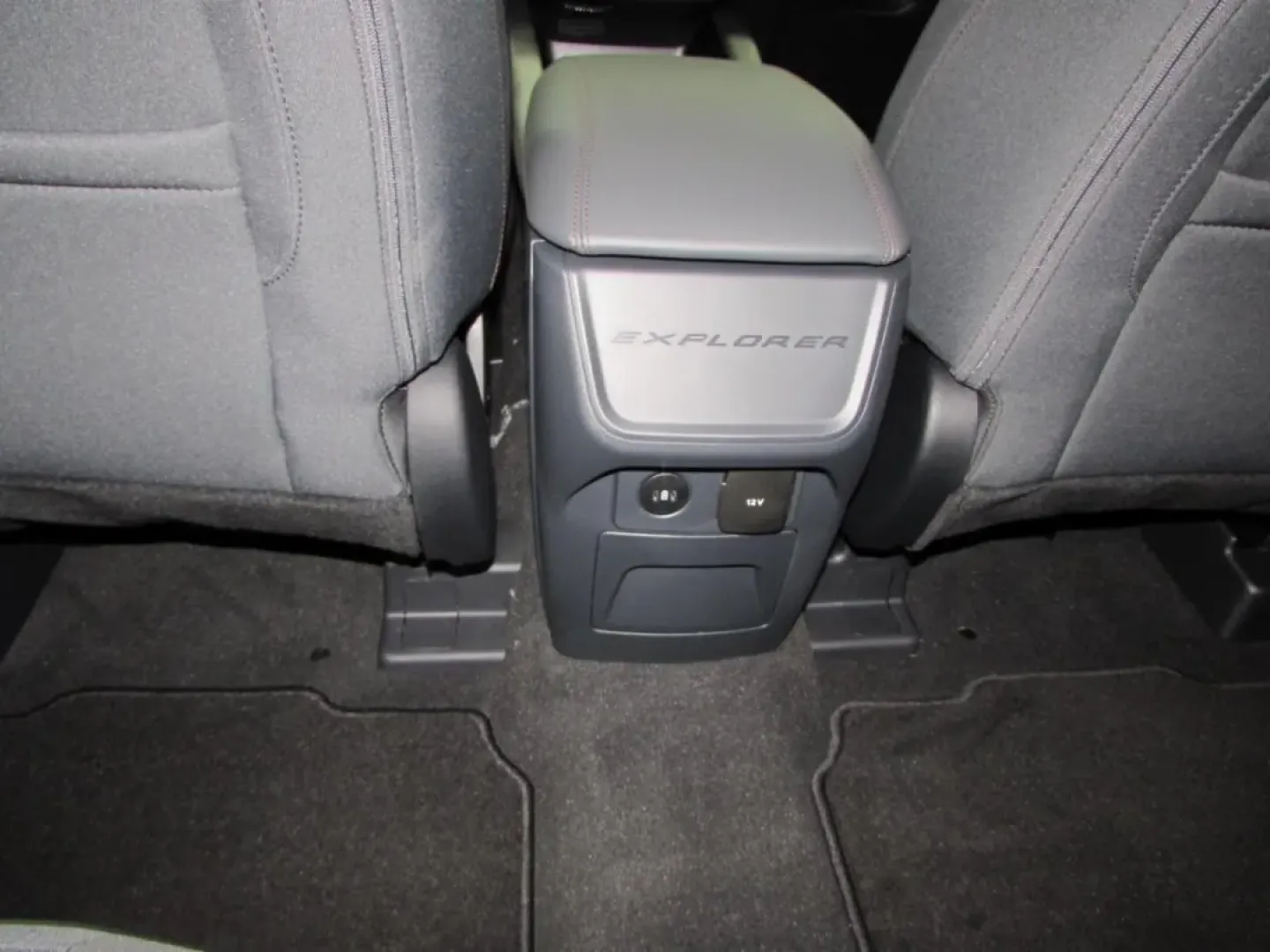 2026 /Dark Space Gray Ford Explorer Active (1FMUK8DH0TG) with an 2.3L EcoBoost I-4 engine, Automatic transmission, located at 12836 Highway 21, De Soto, MO, 63020, (636) 337-7777, 38.151867, -90.575615 - Discover the perfect blend of style, versatility, and power with the 2026 Ford Explorer Active, available now at Pettus Ford De Soto. This SUV is not just a vehicle; it's an invitation to explore your lifestyle, whether you're embarking on family road trips, navigating daily commutes, or seeking wee - Photo#26