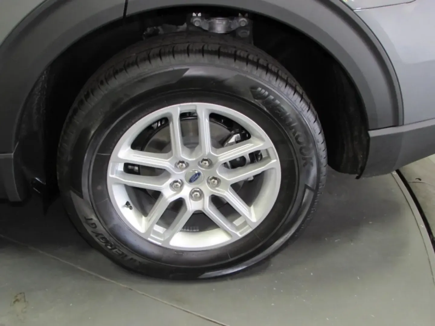 2026 /Dark Space Gray Ford Explorer Active (1FMUK8DH0TG) with an 2.3L EcoBoost I-4 engine, Automatic transmission, located at 12836 Highway 21, De Soto, MO, 63020, (636) 337-7777, 38.151867, -90.575615 - **Explore New Adventures with the 2026 Ford Explorer at Pettus Ford De Soto! Your Family's Next SUV Awaits!**<br /> <br /> Are you ready to elevate your family's adventures or weekend getaways? The 2026 Ford Explorer, available now at Pettus Ford De Soto, is the perfect companion for family outings, - Photo#9