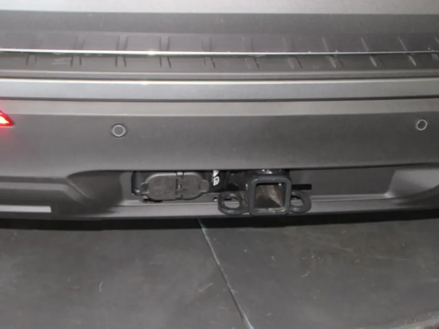 2026 /Dark Space Gray Ford Explorer Active (1FMUK8DH0TG) with an 2.3L EcoBoost I-4 engine, Automatic transmission, located at 12836 Highway 21, De Soto, MO, 63020, (636) 337-7777, 38.151867, -90.575615 - **Explore New Adventures with the 2026 Ford Explorer at Pettus Ford De Soto! Your Family's Next SUV Awaits!**<br /> <br /> Are you ready to elevate your family's adventures or weekend getaways? The 2026 Ford Explorer, available now at Pettus Ford De Soto, is the perfect companion for family outings, - Photo#11