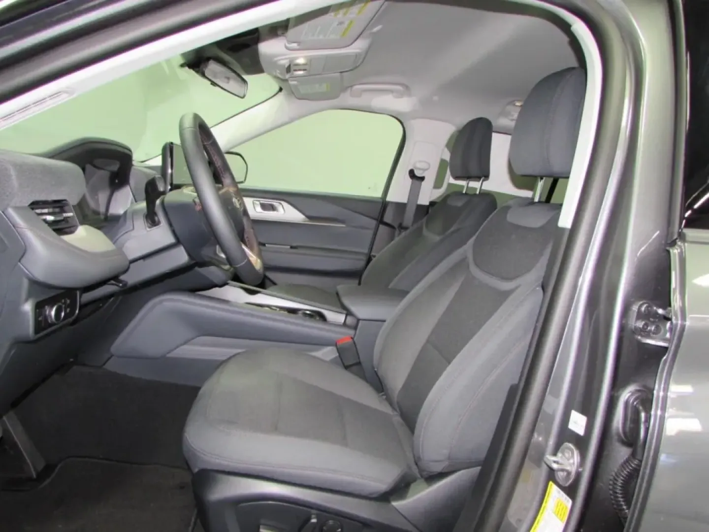 2026 /Dark Space Gray Ford Explorer Active (1FMUK8DH0TG) with an 2.3L EcoBoost I-4 engine, Automatic transmission, located at 12836 Highway 21, De Soto, MO, 63020, (636) 337-7777, 38.151867, -90.575615 - **Explore New Adventures with the 2026 Ford Explorer at Pettus Ford De Soto! Your Family's Next SUV Awaits!**<br /> <br /> Are you ready to elevate your family's adventures or weekend getaways? The 2026 Ford Explorer, available now at Pettus Ford De Soto, is the perfect companion for family outings, - Photo#13