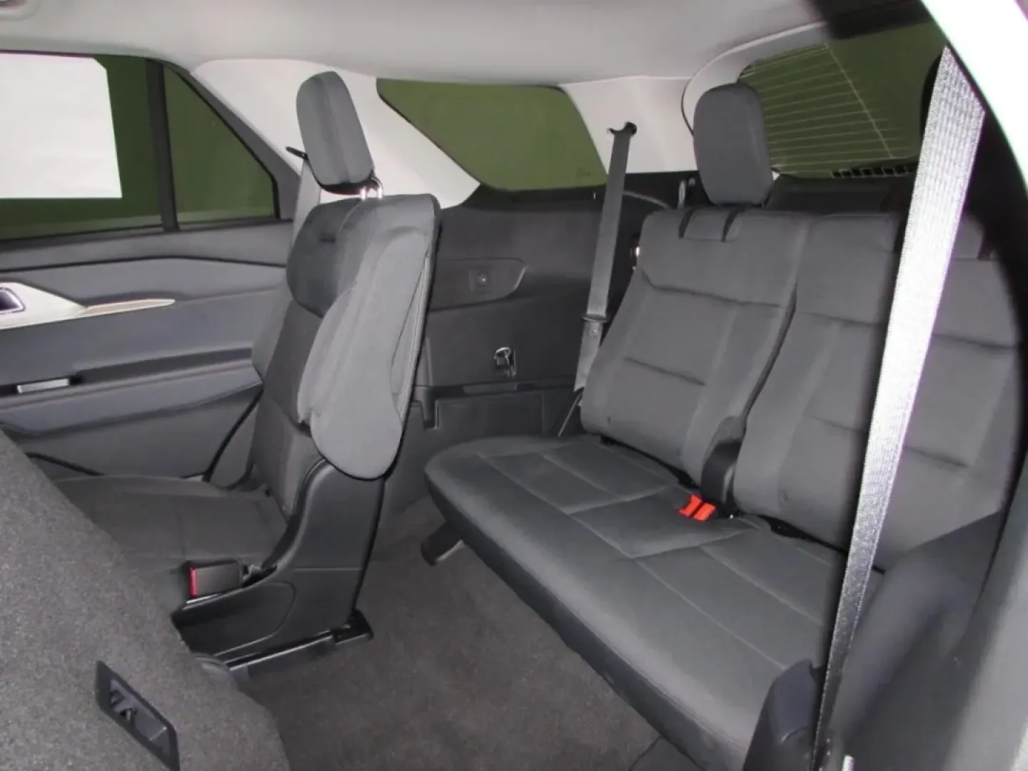 2026 /Dark Space Gray Ford Explorer Active (1FMUK8DH0TG) with an 2.3L EcoBoost I-4 engine, Automatic transmission, located at 12836 Highway 21, De Soto, MO, 63020, (636) 337-7777, 38.151867, -90.575615 - **Explore New Adventures with the 2026 Ford Explorer at Pettus Ford De Soto! Your Family's Next SUV Awaits!**<br /> <br /> Are you ready to elevate your family's adventures or weekend getaways? The 2026 Ford Explorer, available now at Pettus Ford De Soto, is the perfect companion for family outings, - Photo#27