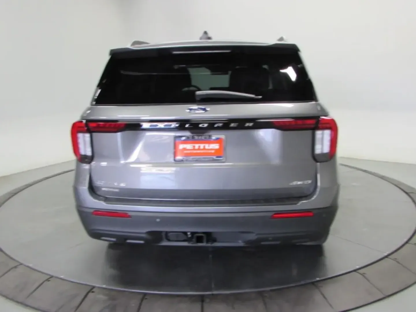 2026 /Dark Space Gray Ford Explorer Active (1FMUK8DH0TG) with an 2.3L EcoBoost I-4 engine, Automatic transmission, located at 12836 Highway 21, De Soto, MO, 63020, (636) 337-7777, 38.151867, -90.575615 - **Explore New Adventures with the 2026 Ford Explorer at Pettus Ford De Soto! Your Family's Next SUV Awaits!**<br /> <br /> Are you ready to elevate your family's adventures or weekend getaways? The 2026 Ford Explorer, available now at Pettus Ford De Soto, is the perfect companion for family outings, - Photo#6