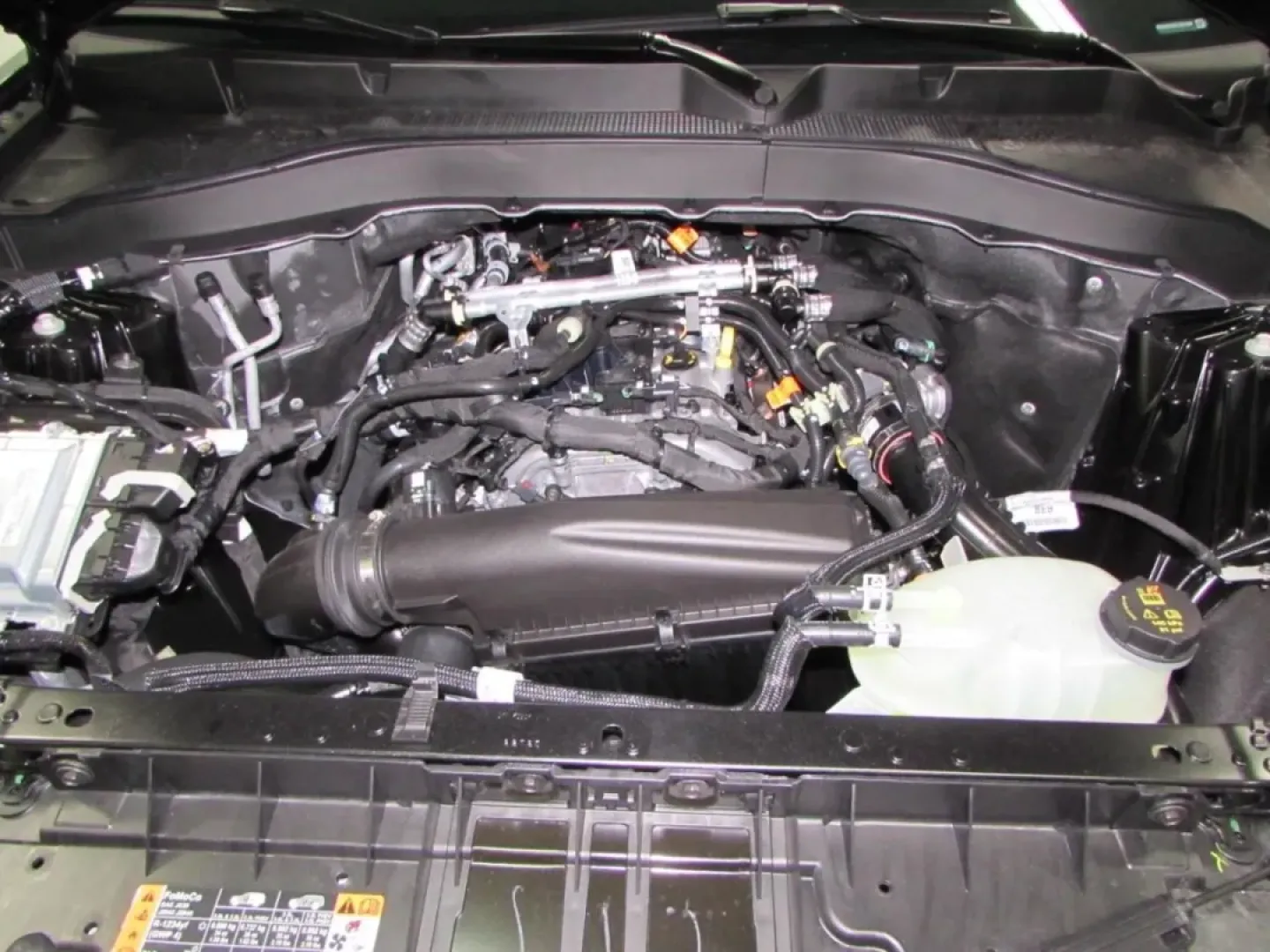 2026 /Dark Space Gray Ford Explorer Active (1FMUK8DH0TG) with an 2.3L EcoBoost I-4 engine, Automatic transmission, located at 12836 Highway 21, De Soto, MO, 63020, (636) 337-7777, 38.151867, -90.575615 - **Explore New Adventures with the 2026 Ford Explorer at Pettus Ford De Soto! Your Family's Next SUV Awaits!**<br /> <br /> Are you ready to elevate your family's adventures or weekend getaways? The 2026 Ford Explorer, available now at Pettus Ford De Soto, is the perfect companion for family outings, - Photo#8