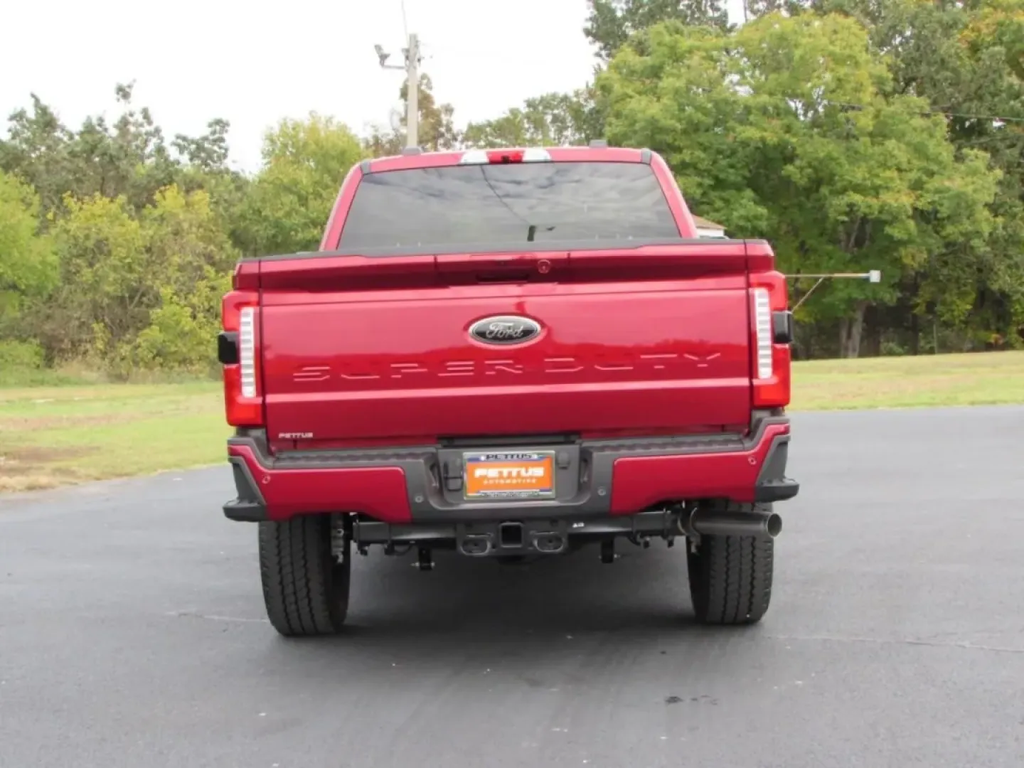 2026 /Medium Dark Slate Ford F-250SD XLT (1FT8W2BN3TE) with an 7.3L engine, located at 12836 Highway 21, De Soto, MO, 63020, (636) 337-7777, 38.151867, -90.575615 - **Conquer Every Journey with the 2026 Ford Super Duty F-250 SRW Now Available at Pettus Ford De Soto!**<br /> <br /> If you're in the market for a rugged truck that can keep up with your active lifestyle, look no further than the 2026 Ford Super Duty F-250 SRW. Perfectly crafted for both work and p - Photo#5