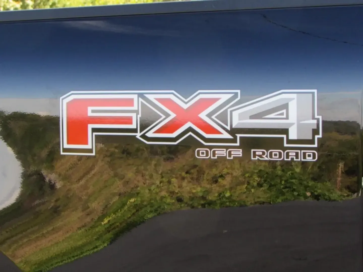 2026 /Black Onyx/Platinum Blue Ford F-350SD Platinum (1FT8W3BM5TE) with an 6.7L engine, located at 12836 Highway 21, De Soto, MO, 63020, (636) 337-7777, 38.151867, -90.575615 - Are you ready to elevate your adventures and tackle any challenge on or off the road? Look no further than this stunning 2026 Ford Super Duty F-350 SRW, now available at Pettus Ford De Soto. Located at 12836 Missouri Hwy 21, De Soto, MO 63020, our OEM dealership specializes in providing quality used - Photo#12