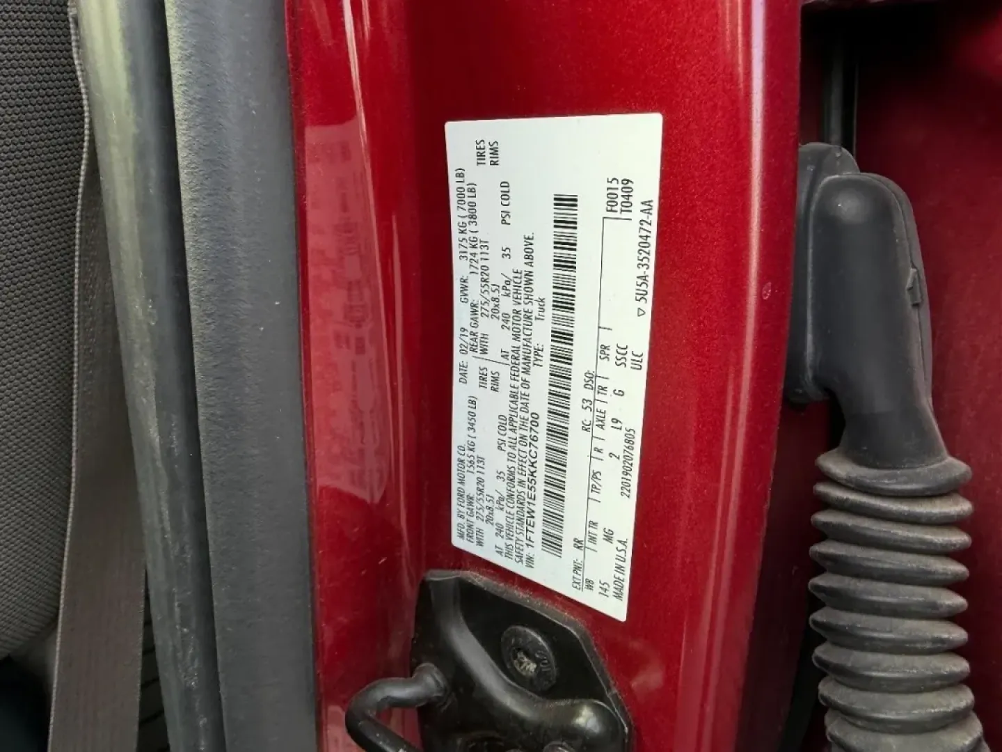 2019 /Dark Earth Gray Cloth Ford F-150 4WD SuperCrew Box (1FTEW1E55KK) with an 5.0L engine, located at 970 Woodlawn Dr., Farmington, MO, 63640, (573) 431-7800, 37.825642, -90.468674 - **Unleash Adventure with the 2019 Ford F-150 at Pettus CDJR Farmington!**<br /> <br /> Are you ready to tackle your next big adventure? Whether you're hauling gear for a weekend camping trip, navigating the daily grind, or transporting your family to the next soccer game, the 2019 Ford F-150 is your - Photo#21