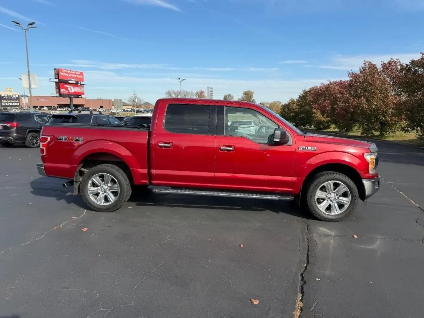 2019 /Dark Earth Gray Cloth Ford F-150 4WD SuperCrew Box (1FTEW1E55KK) with an 5.0L engine, located at 970 Woodlawn Dr., Farmington, MO, 63640, (573) 431-7800, 37.825642, -90.468674 - **Unleash Adventure with the 2019 Ford F-150 at Pettus CDJR Farmington!**<br /> <br /> Are you ready to tackle your next big adventure? Whether you're hauling gear for a weekend camping trip, navigating the daily grind, or transporting your family to the next soccer game, the 2019 Ford F-150 is your - Photo#2