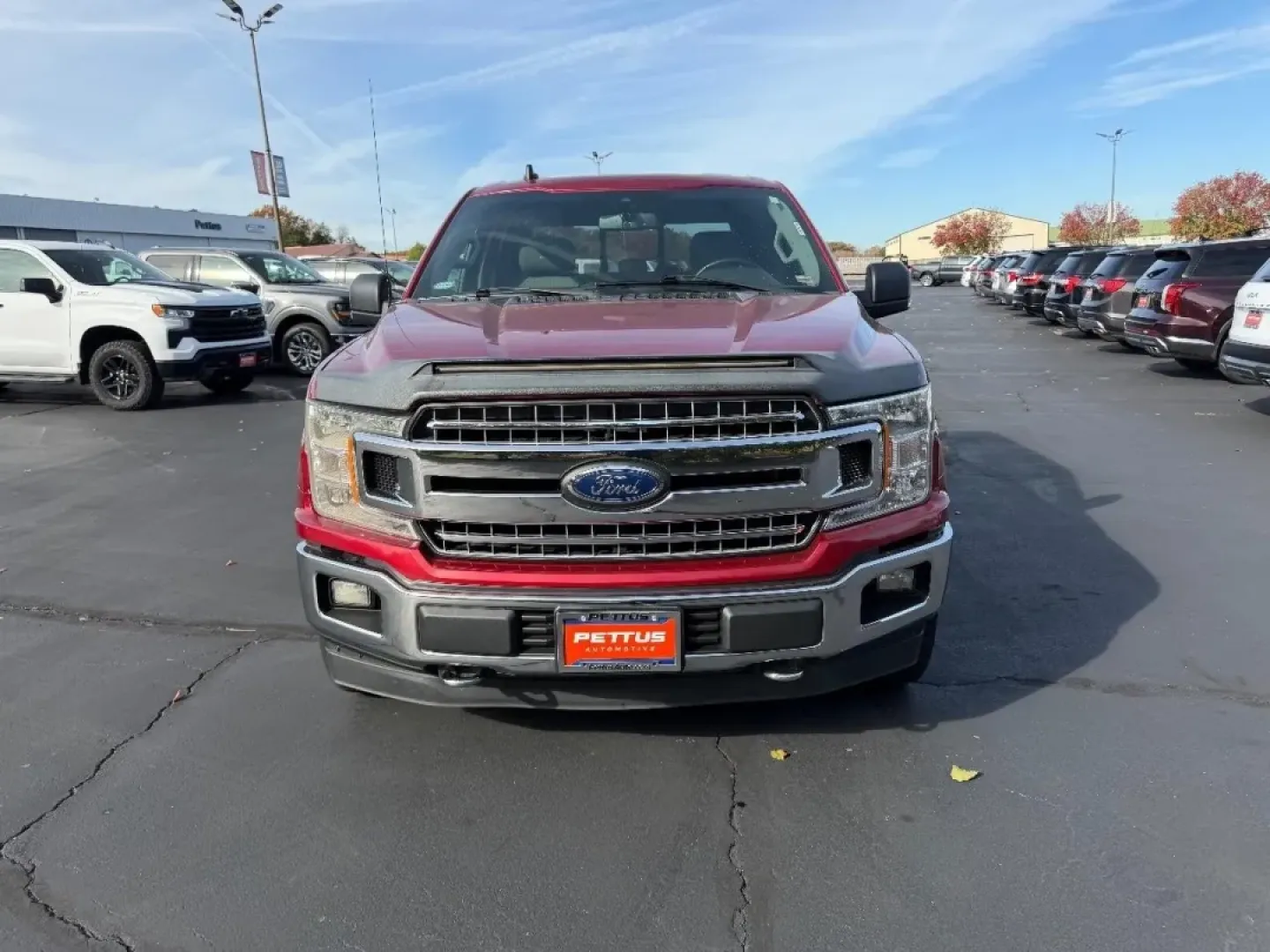 2019 /Dark Earth Gray Cloth Ford F-150 4WD SuperCrew Box (1FTEW1E55KK) with an 5.0L engine, located at 970 Woodlawn Dr., Farmington, MO, 63640, (573) 431-7800, 37.825642, -90.468674 - **Unleash Adventure with the 2019 Ford F-150 at Pettus CDJR Farmington!**<br /> <br /> Are you ready to tackle your next big adventure? Whether you're hauling gear for a weekend camping trip, navigating the daily grind, or transporting your family to the next soccer game, the 2019 Ford F-150 is your - Photo#8
