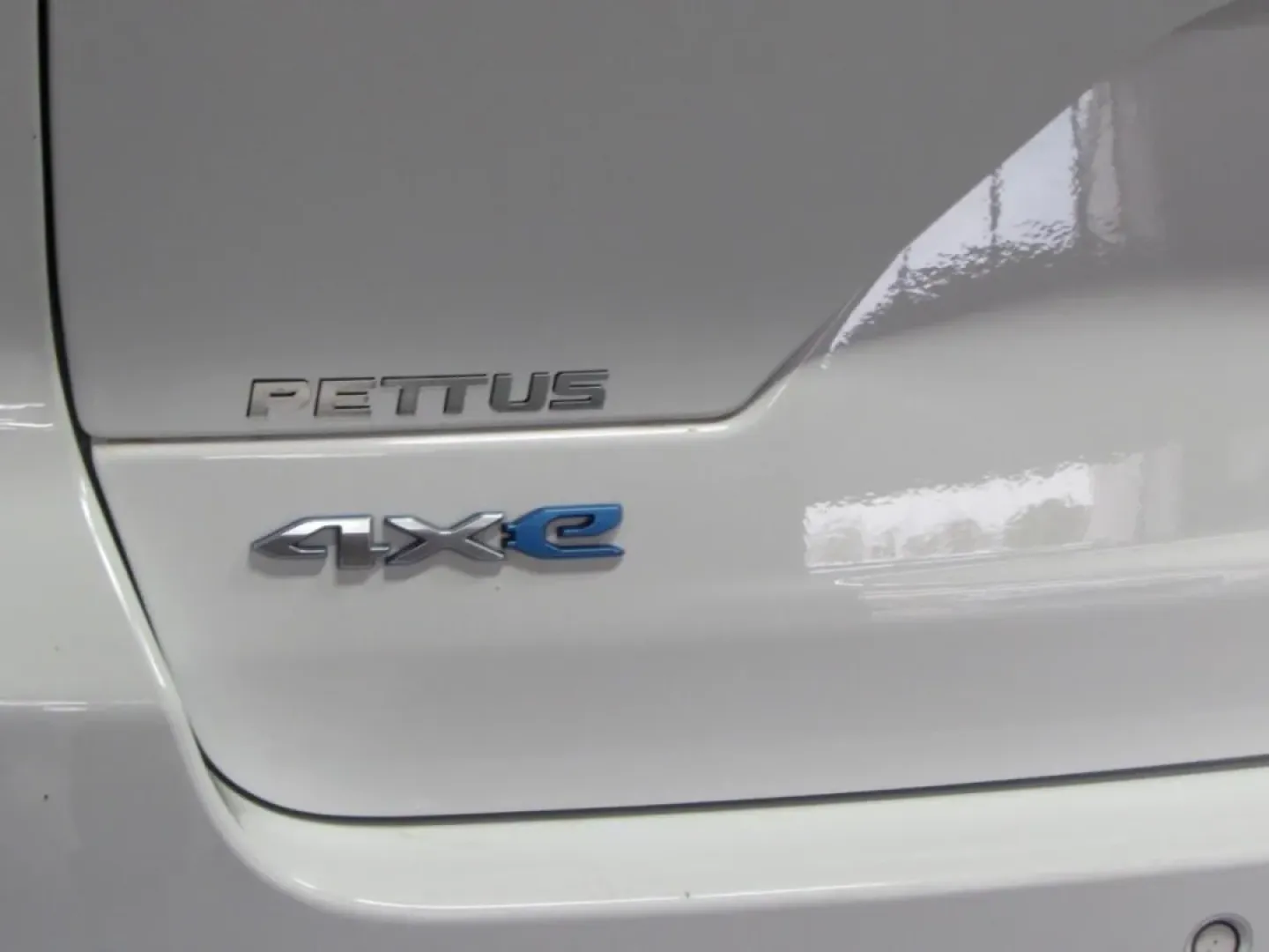 2024 /Global Black Jeep Grand Cherokee 4xe (1C4RJYB64RC) with an Other engine, Automatic transmission, located at 12830 Highway 21, De Soto, MO, 63020, (636) 337-7777, 38.153099, -90.573624 - **Experience Adventure and Comfort with the 2024 Jeep Grand Cherokee at Pettus CDJR DeSoto!**<br /> <br /> If you're dreaming of a vehicle that perfectly balances rugged outdoor capabilities with family-friendly comfort, look no further than the 2024 Jeep Grand Cherokee available at Pettus CDJR DeSo - Photo#11