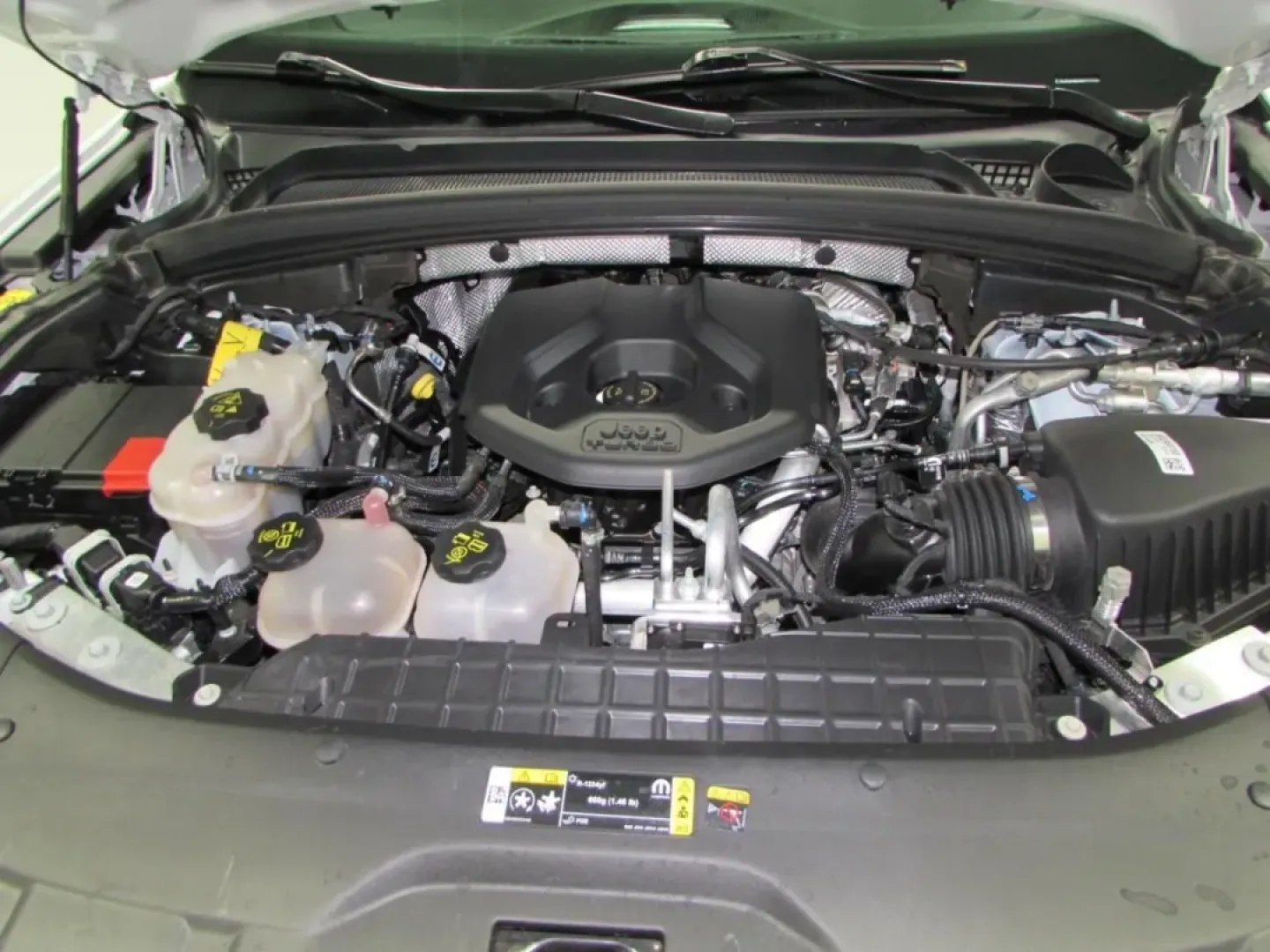 2024 /Global Black Jeep Grand Cherokee 4xe (1C4RJYB64RC) with an Other engine, Automatic transmission, located at 12830 Highway 21, De Soto, MO, 63020, (636) 337-7777, 38.153099, -90.573624 - **Experience Adventure and Comfort with the 2024 Jeep Grand Cherokee at Pettus CDJR DeSoto!**<br /> <br /> If you're dreaming of a vehicle that perfectly balances rugged outdoor capabilities with family-friendly comfort, look no further than the 2024 Jeep Grand Cherokee available at Pettus CDJR DeSo - Photo#8