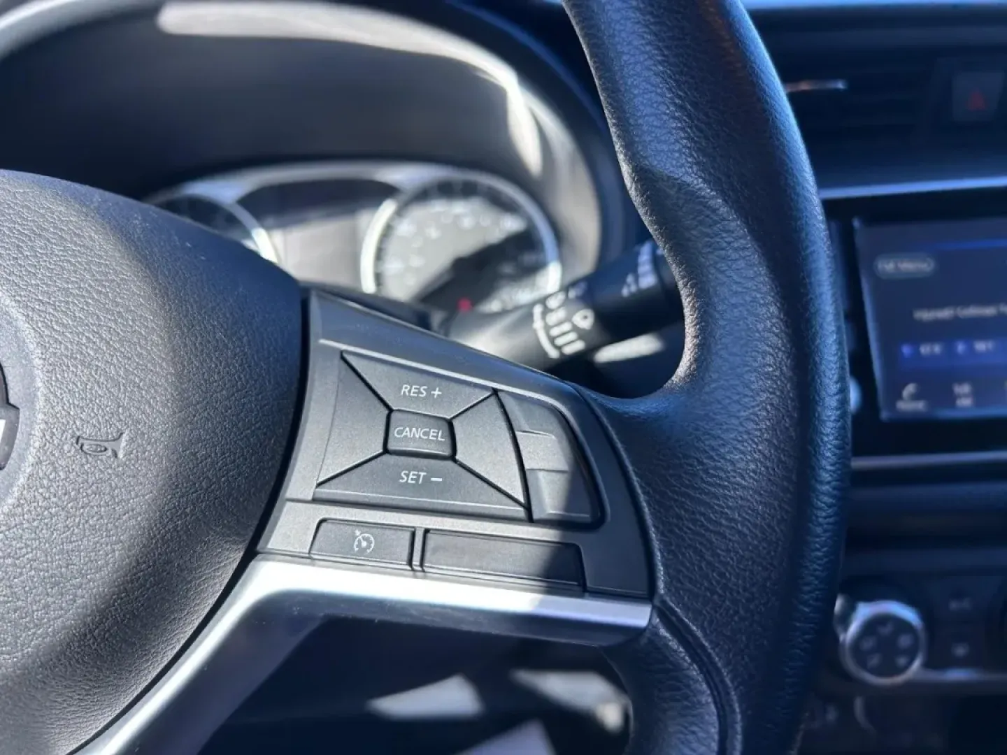 2022 /Charcoal Cloth Nissan Kicks S (3N1CP5BV9NL) with an 1.6L DOHC 16V 4-Cylinder engine, Automatic transmission, located at 970 Woodlawn Dr., Farmington, MO, 63640, (573) 431-7800, 37.825642, -90.468674 - **Elevate Your Daily Drive with the 2022 Nissan Kicks S at Pettus CDJR Farmington**<br /> <br /> If you're seeking a vehicle that seamlessly blends practicality with style, the 2022 Nissan Kicks S is the perfect choice for those who want an affordable vehicle while living life to the fullest. With i - Photo#12