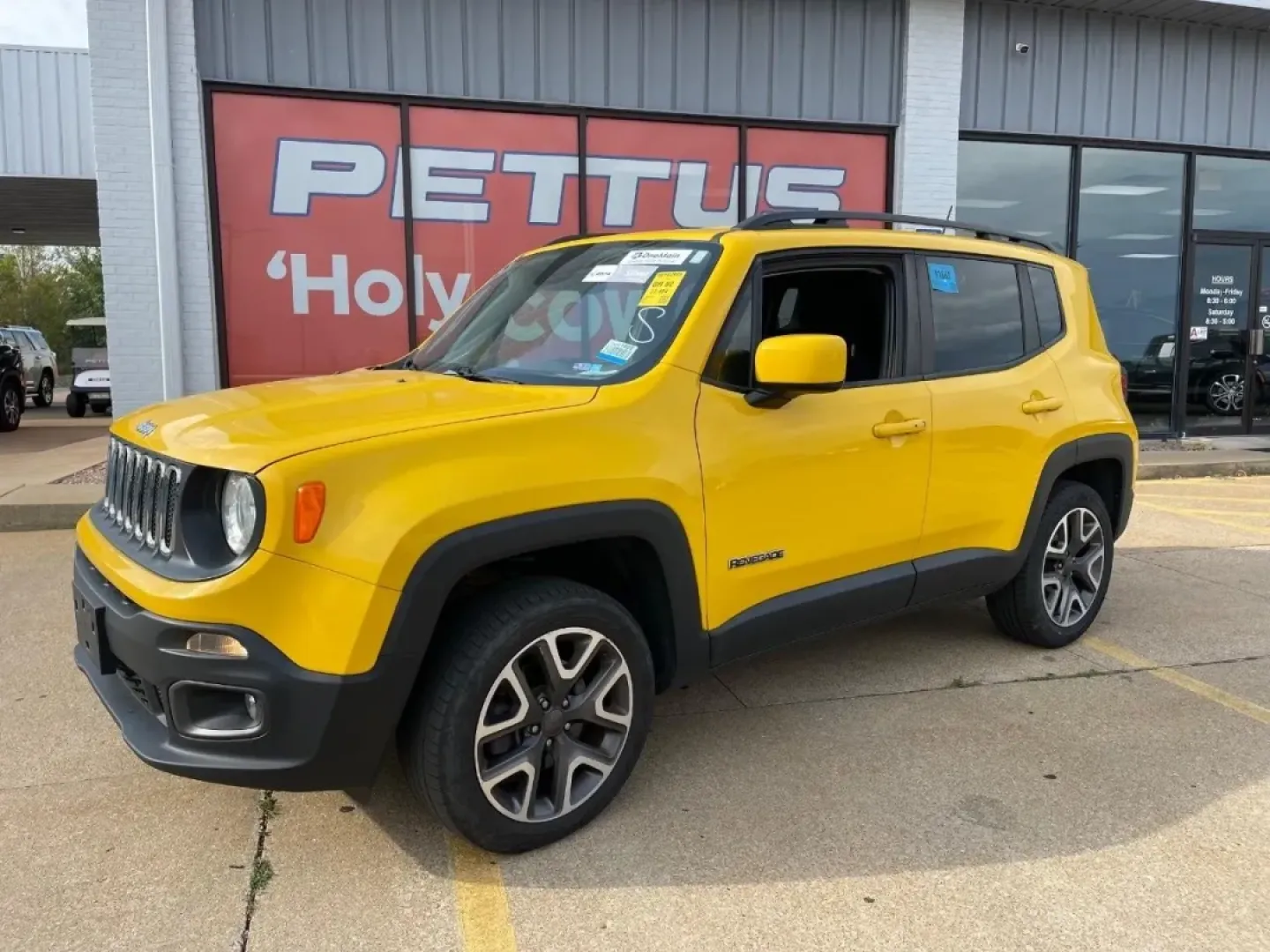2018 /Black Cloth Jeep Renegade Latitude (ZACCJBBB5JP) with an 2.4L engine, located at 970 Woodlawn Dr., Farmington, MO, 63640, (573) 431-7800, 37.825642, -90.468674 - **Adventure Awaits with This 2018 Jeep Renegade: The Ideal Crossover for Your Next Journey!**<br /> <br /> Are you ready to elevate your lifestyle with a vehicle that's as adventurous as you are? The 2018 Jeep Renegade is the perfect crossover for those who crave exploration, whether you're navigati - Photo#0
