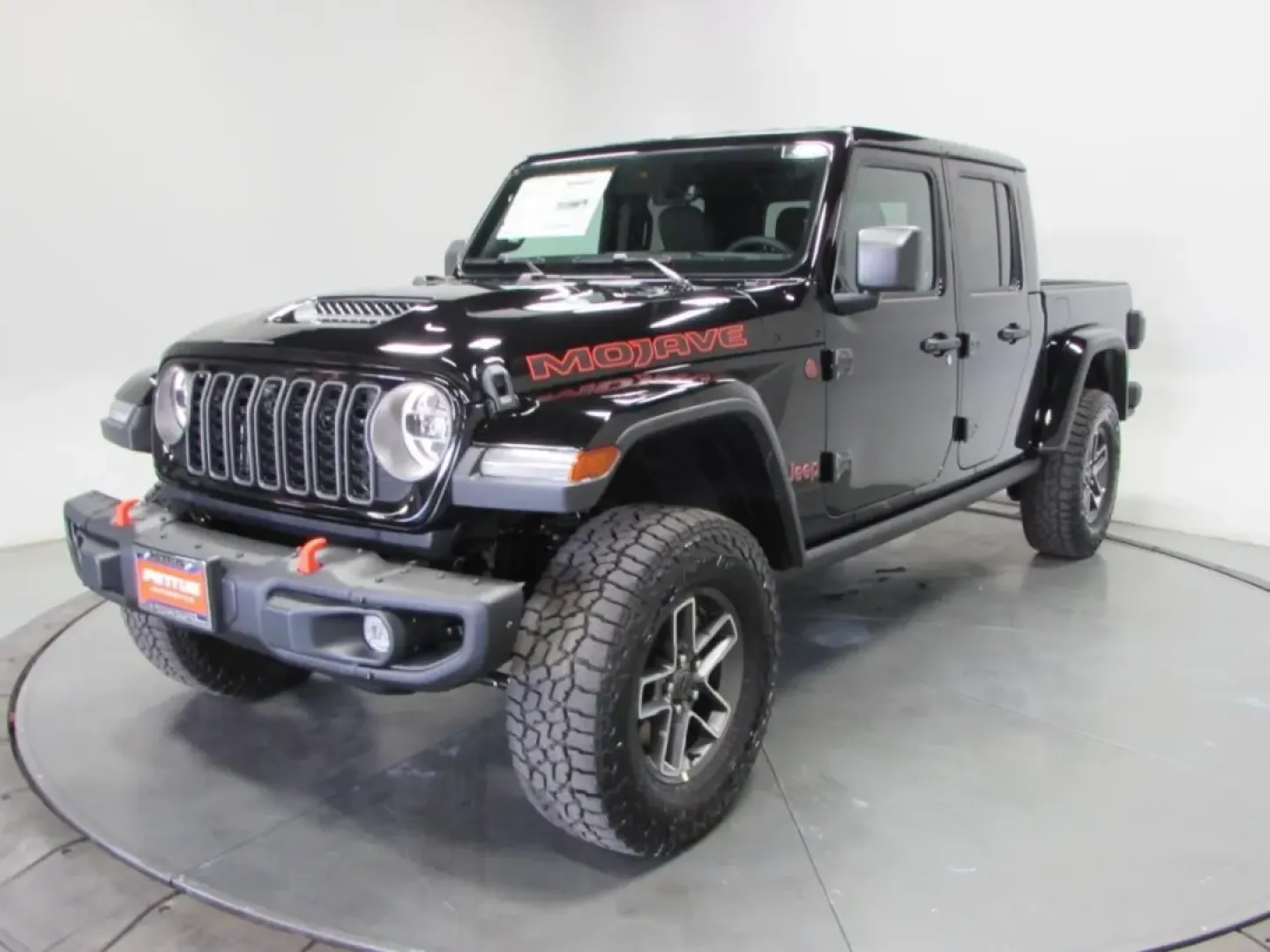 2025 /Black Jeep Gladiator Mojave (1C6RJTEG5SL) with an Other engine, Automatic transmission, located at 12830 Highway 21, De Soto, MO, 63020, (636) 337-7777, 38.153099, -90.573624 - Are you ready to elevate your weekend adventures and daily commutes? Look no further than this impressive 2025 Jeep Gladiator, a truck designed for those who demand versatility, rugged capability, and a touch of luxury. Perfectly suited for outdoor enthusiasts and city dwellers alike, this pre-owned - Photo#2