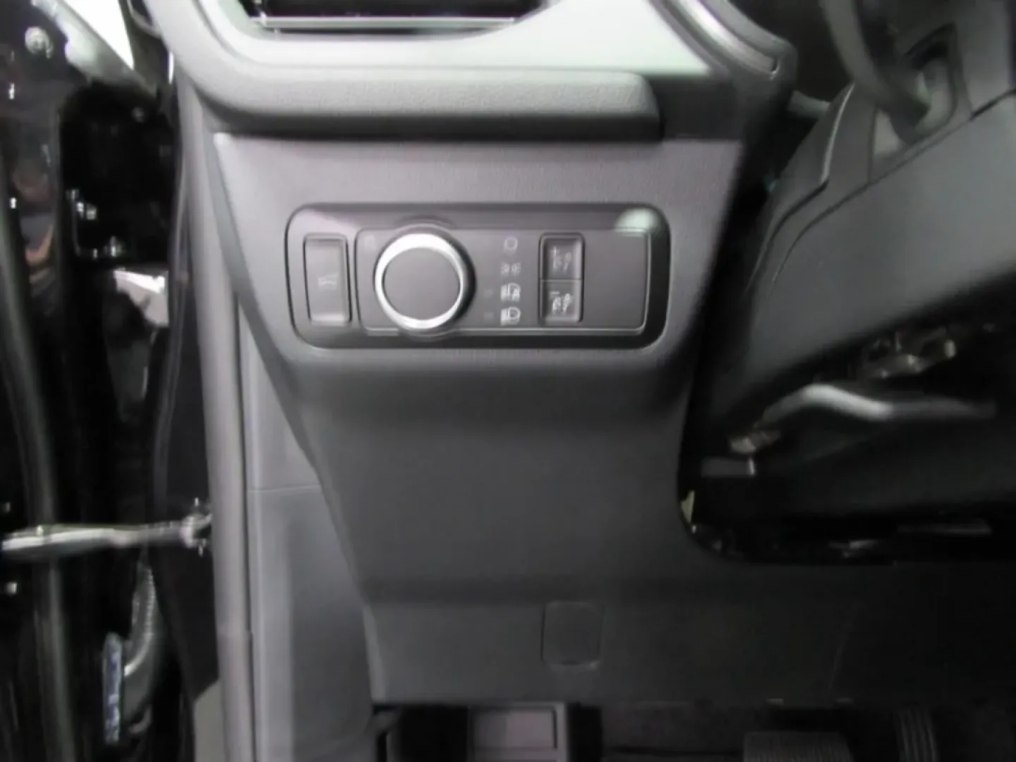 2026 /Ebony Ford Escape Active (1FMCU0GNXTU) with an 1.5L engine, located at 12836 Highway 21, De Soto, MO, 63020, (636) 337-7777, 38.151867, -90.575615 - ### Discover Your Next Adventure with the 2026 Ford Escape Active at Pettus Ford De Soto!<br /> <br /> Are you ready to elevate your driving experience? The 2026 Ford Escape Active is more than just a vehicle; it's your passport to adventure, perfect for weekend getaways, family outings, or your dai - Photo#10