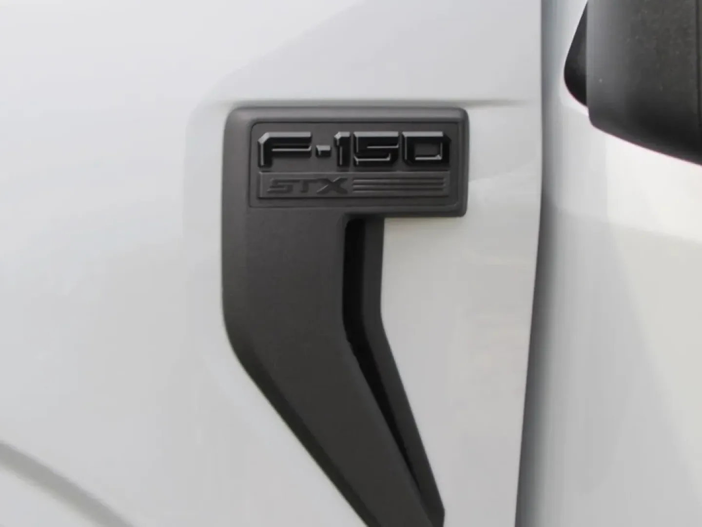 2025 /Black Ford F-150 STX (1FTFW2L5XSK) with an 5.0L engine, Automatic transmission, located at 12836 Highway 21, De Soto, MO, 63020, (636) 337-7777, 38.151867, -90.575615 - ### Discover Your Next Adventure with the 2025 Ford F-150 STX at Pettus Ford De Soto!<br /> <br /> Are you ready to elevate your lifestyle? Whether you're tackling daily commutes, planning weekend getaways, or taking on demanding work projects, the 2025 Ford F-150 STX is your perfect companion. With - Photo#11