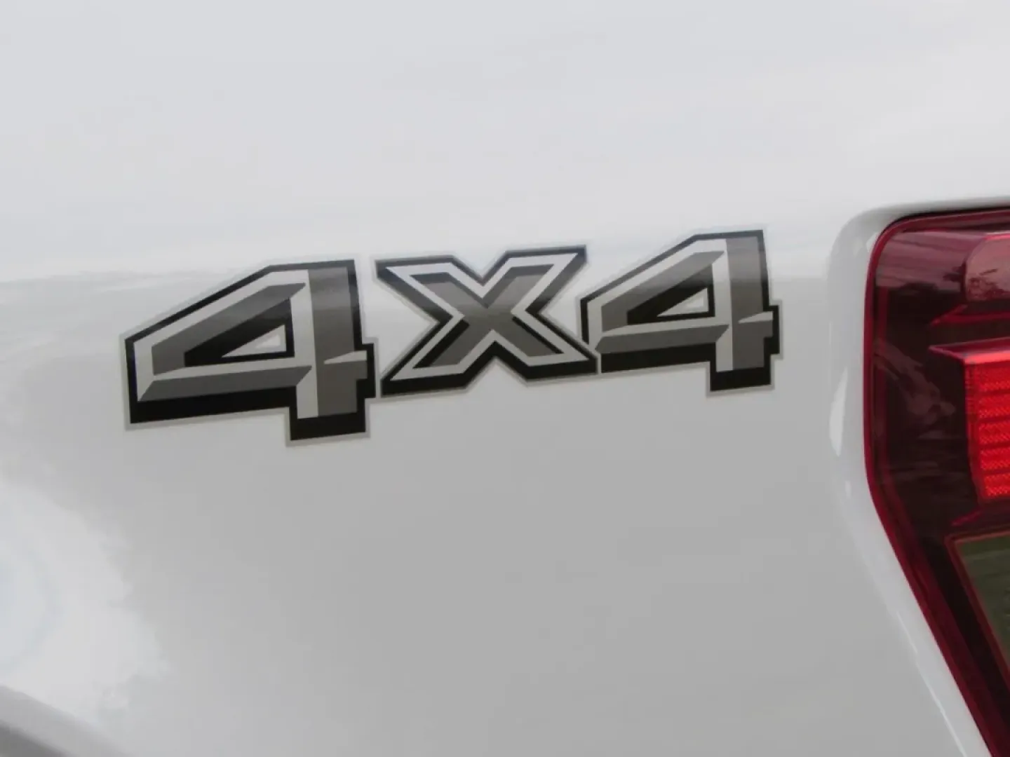 2025 /Black Ford F-150 STX (1FTFW2L5XSK) with an 5.0L engine, Automatic transmission, located at 12836 Highway 21, De Soto, MO, 63020, (636) 337-7777, 38.151867, -90.575615 - ### Discover Your Next Adventure with the 2025 Ford F-150 STX at Pettus Ford De Soto!<br /> <br /> Are you ready to elevate your lifestyle? Whether you're tackling daily commutes, planning weekend getaways, or taking on demanding work projects, the 2025 Ford F-150 STX is your perfect companion. With - Photo#12