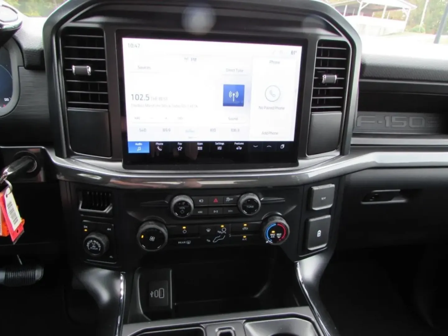 2025 /Black Ford F-150 STX (1FTFW2L5XSK) with an 5.0L engine, Automatic transmission, located at 12836 Highway 21, De Soto, MO, 63020, (636) 337-7777, 38.151867, -90.575615 - ### Discover Your Next Adventure with the 2025 Ford F-150 STX at Pettus Ford De Soto!<br /> <br /> Are you ready to elevate your lifestyle? Whether you're tackling daily commutes, planning weekend getaways, or taking on demanding work projects, the 2025 Ford F-150 STX is your perfect companion. With - Photo#24