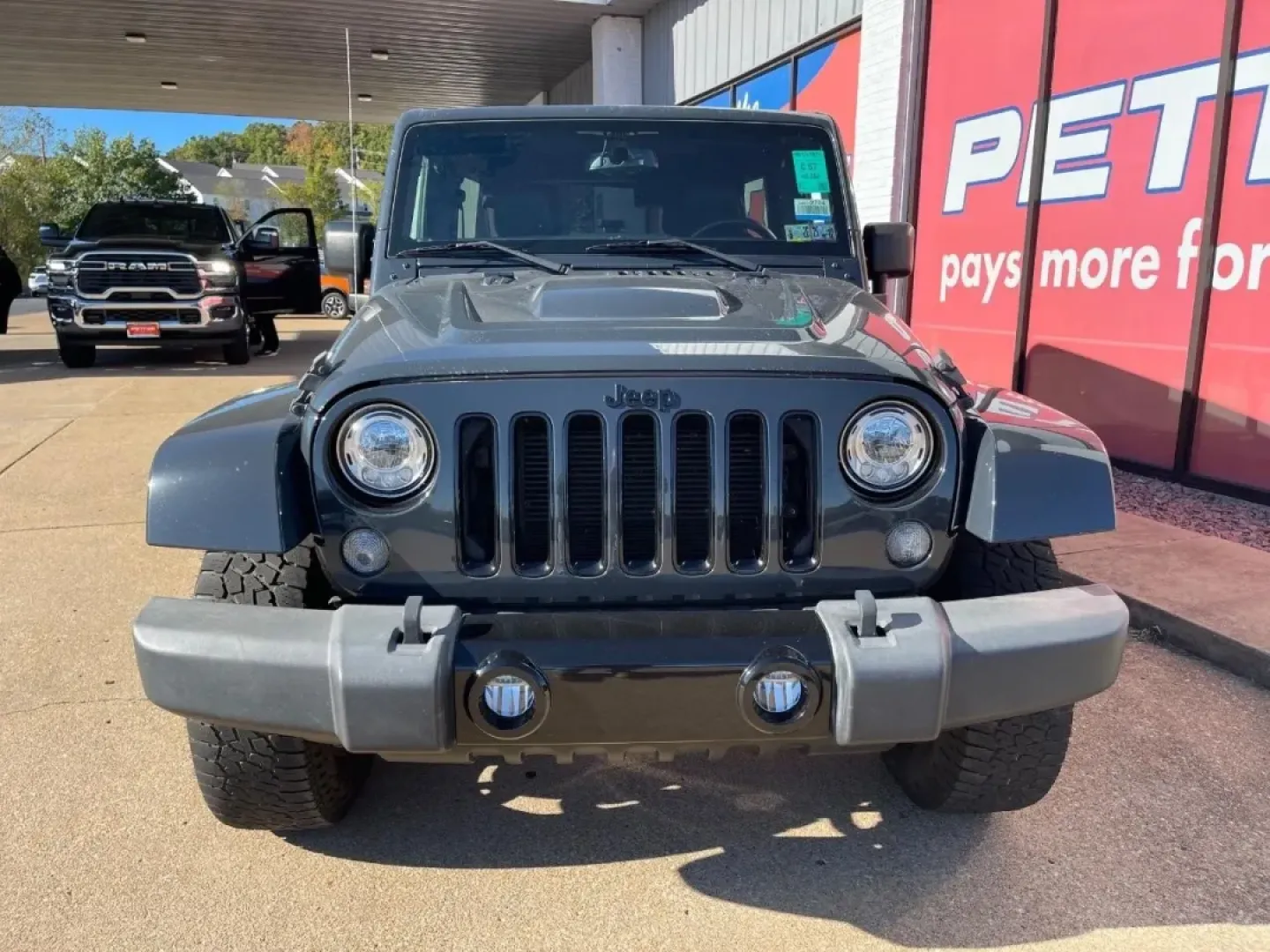 2018 /Black Leather Jeep Wrangler Unlimited Altitude (1C4BJWEG9JL) with an 3.6L V6 24V VVT engine, located at 970 Woodlawn Dr., Farmington, MO, 63640, (573) 431-7800, 37.825642, -90.468674 - Are you ready to embark on your next adventure? Whether you're navigating city streets or tackling rugged trails, the 2018 Jeep Wrangler is the ultimate companion for those who crave both excitement and reliability. At Pettus CDJR Farmington, we understand that your vehicle is more than just a means - Photo#1