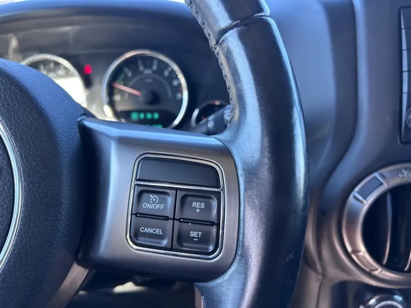 2018 /Black Leather Jeep Wrangler Unlimited Altitude (1C4BJWEG9JL) with an 3.6L V6 24V VVT engine, located at 970 Woodlawn Dr., Farmington, MO, 63640, (573) 431-7800, 37.825642, -90.468674 - Are you ready to embark on your next adventure? Whether you're navigating city streets or tackling rugged trails, the 2018 Jeep Wrangler is the ultimate companion for those who crave both excitement and reliability. At Pettus CDJR Farmington, we understand that your vehicle is more than just a means - Photo#12