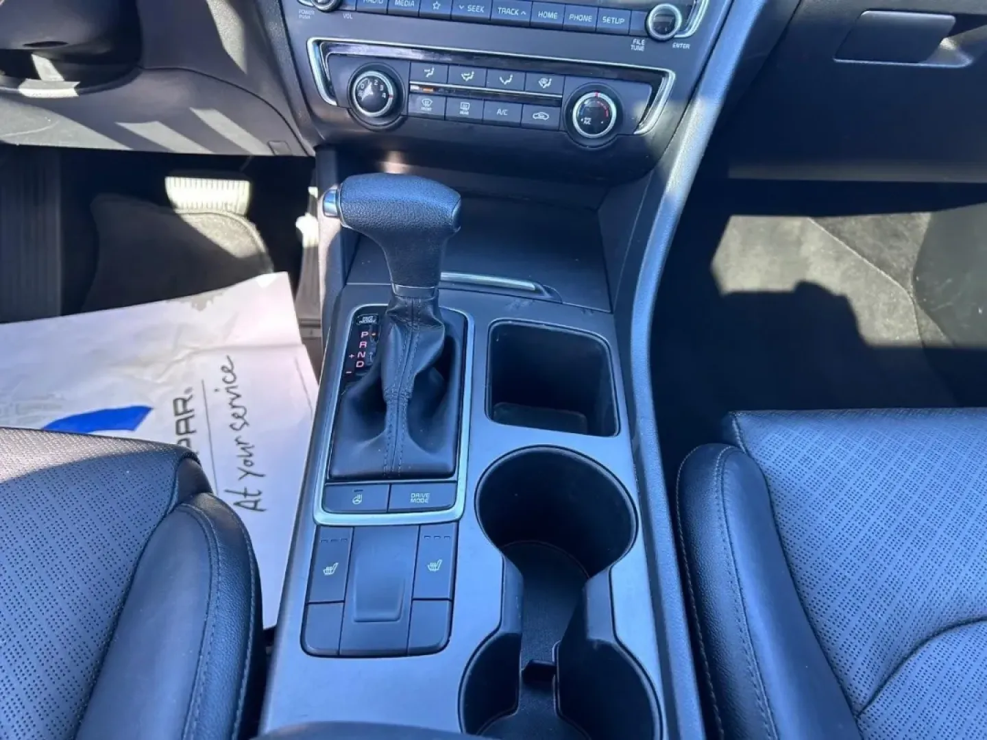 2020 /Black Leather Kia Optima SE (5XXGT4L34LG) with an 2.4L DOHC I4 GDI engine, Automatic transmission, located at 970 Woodlawn Dr., Farmington, MO, 63640, (573) 431-7800, 37.825642, -90.468674 - **Discover Your Next Adventure with the 2020 Kia Optima from Pettus CDJR Farmington!**<br /> <br /> Are you searching for a reliable, stylish, and fuel-efficient sedan to enhance your daily drive? Look no further! The 2020 Kia Optima, available now at Pettus CDJR Farmington, is perfect for long comm - Photo#16