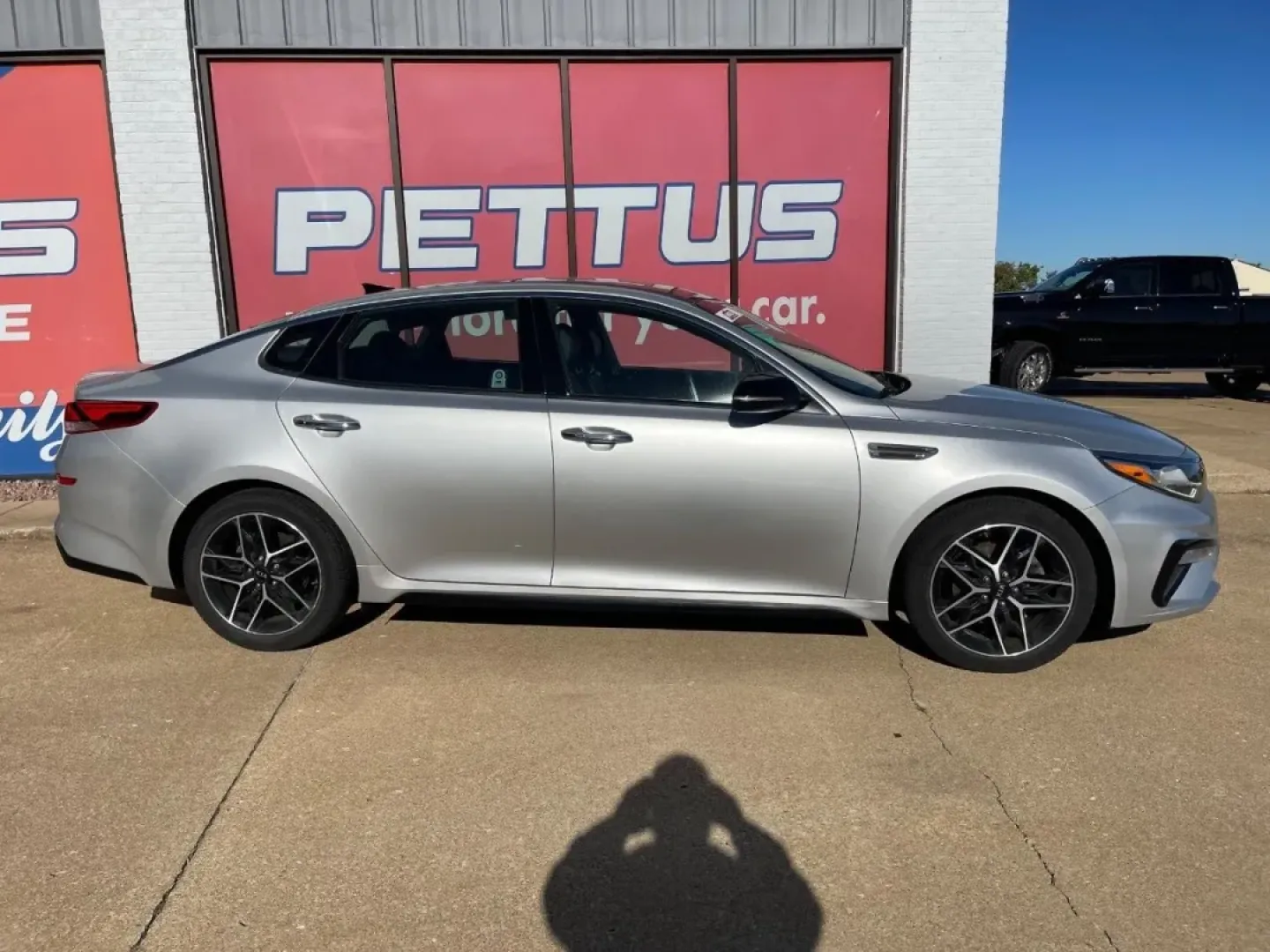 2020 /Black Leather Kia Optima SE (5XXGT4L34LG) with an 2.4L DOHC I4 GDI engine, Automatic transmission, located at 970 Woodlawn Dr., Farmington, MO, 63640, (573) 431-7800, 37.825642, -90.468674 - **Discover Your Next Adventure with the 2020 Kia Optima from Pettus CDJR Farmington!**<br /> <br /> Are you searching for a reliable, stylish, and fuel-efficient sedan to enhance your daily drive? Look no further! The 2020 Kia Optima, available now at Pettus CDJR Farmington, is perfect for long comm - Photo#5