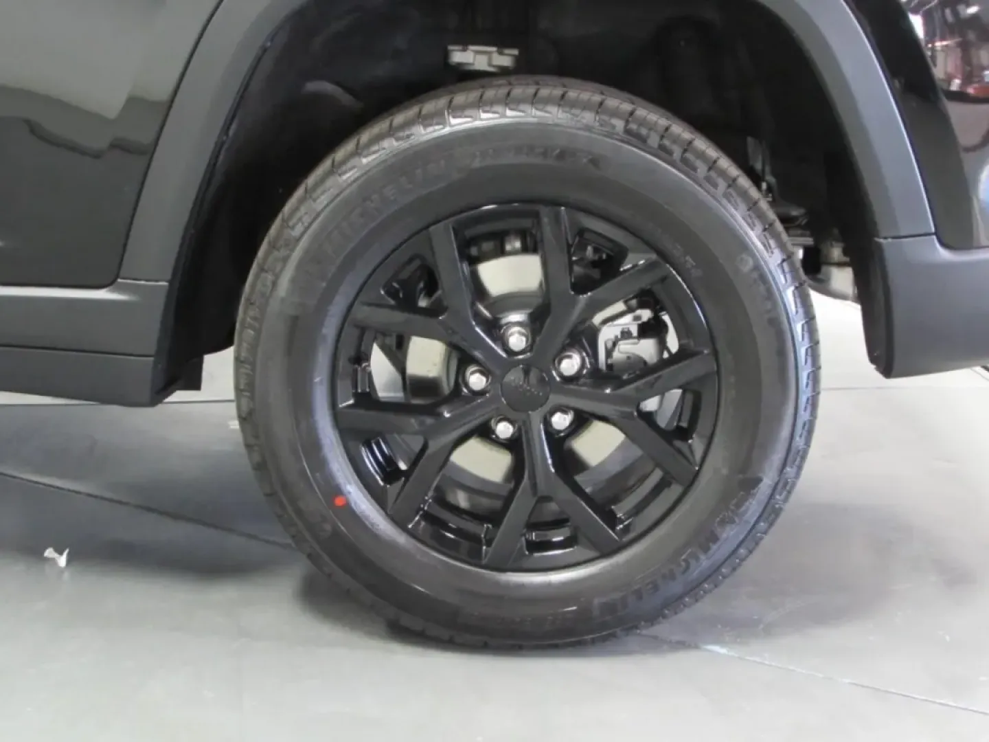 2025 /Global Black Jeep Grand Cherokee Altitude X (1C4RJHAG3S8) with an Other engine, Automatic transmission, located at 12830 Highway 21, De Soto, MO, 63020, (636) 337-7777, 38.153099, -90.573624 - **Adventure Awaits with the 2025 Jeep Grand Cherokee at Pettus CDJR DeSoto!**<br /> <br /> Are you ready to elevate your adventures? Look no further than the 2025 Jeep Grand Cherokee, a versatile SUV designed for those who crave both comfort and capability. Whether you're planning a weekend getaway - Photo#10