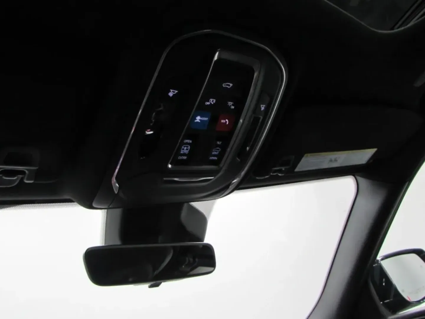 2025 /Global Black Jeep Grand Cherokee Altitude X (1C4RJKAG1S8) with an Other engine, Automatic transmission, located at 12830 Highway 21, De Soto, MO, 63020, (636) 337-7777, 38.153099, -90.573624 - **Discover Your Next Adventure with the 2025 Jeep Grand Cherokee at Pettus CDJR DeSoto!**<br /> <br /> Are you ready to elevate your lifestyle with an SUV that blends rugged capability with luxurious comfort? Whether you're conquering off-road trails, embarking on family road trips, or commuting thr - Photo#18