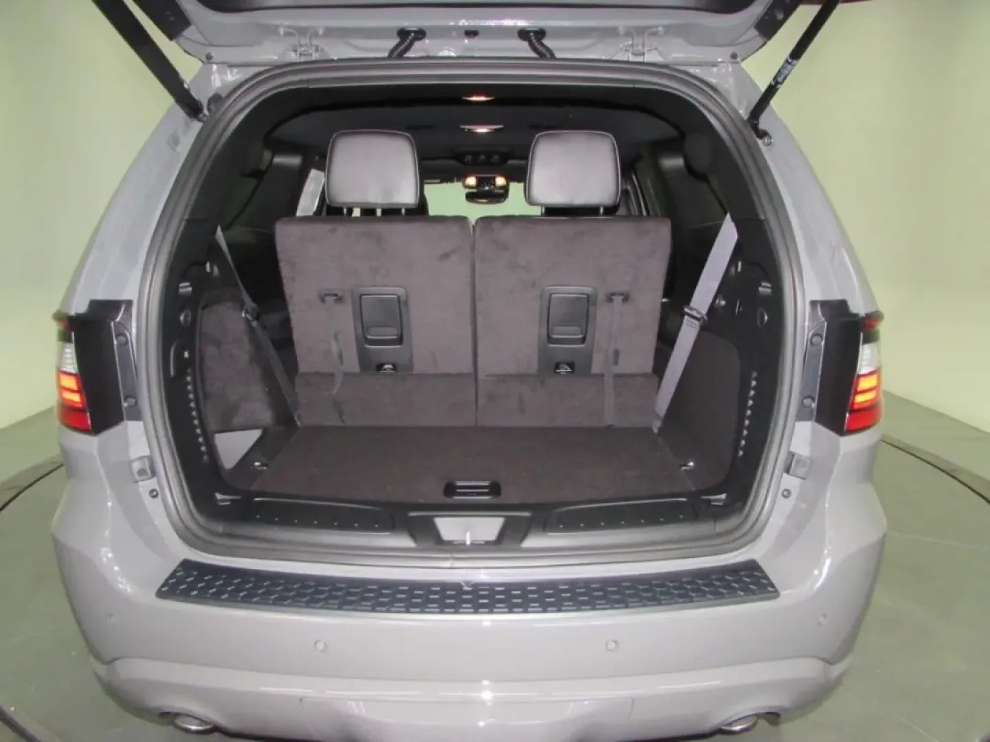 2026 /Black Dodge Durango GT (1C4SDJCT1TC) with an Other engine, Automatic transmission, located at 12830 Highway 21, De Soto, MO, 63020, (636) 337-7777, 38.153099, -90.573624 - Are you ready to elevate your family adventures and weekend getaways? Look no further than the stunning 2026 Dodge Durango, now available at Pettus CDJR DeSoto. This SUV is not just a vehicle; it's your partner for making unforgettable memories with loved ones. Whether you're navigating the bustling - Photo#27