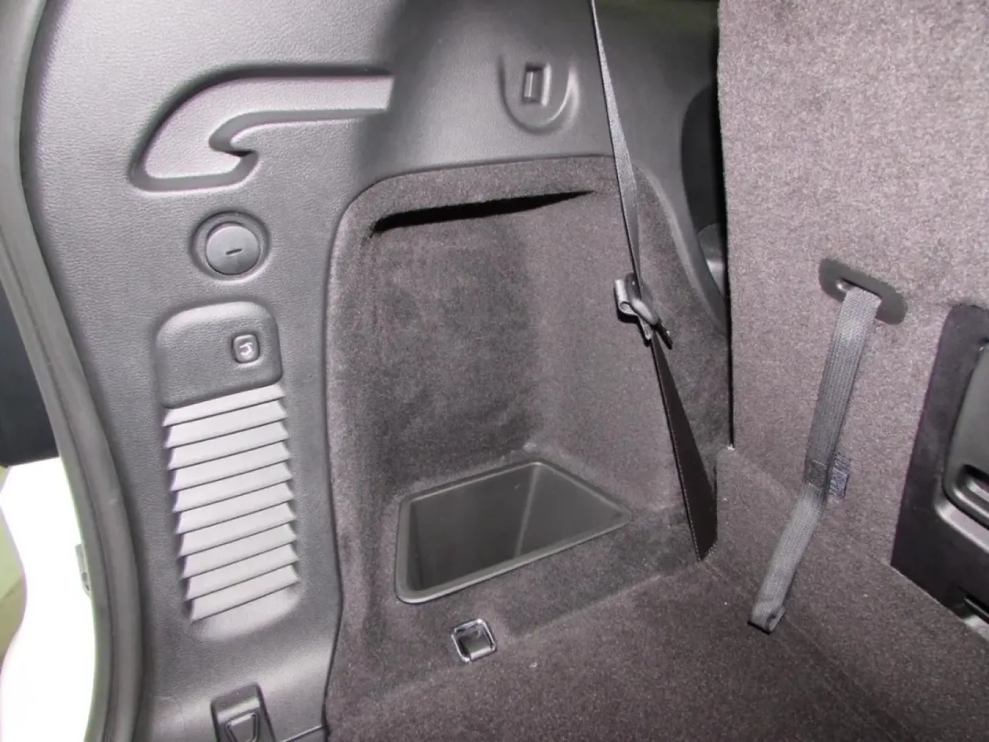 2026 /Black Dodge Durango GT (1C4SDJCT7TC) with an Other engine, Automatic transmission, located at 12830 Highway 21, De Soto, MO, 63020, (636) 337-7777, 38.153099, -90.573624 - **Experience the Thrill of Adventure with the 2026 Dodge Durango at Pettus CDJR DeSoto**<br /> <br /> Are you ready to elevate your family outings, weekend road trips, or daily commutes? Look no further than the stunning 2026 Dodge Durango, available now at Pettus CDJR DeSoto, your premier used car - Photo#28