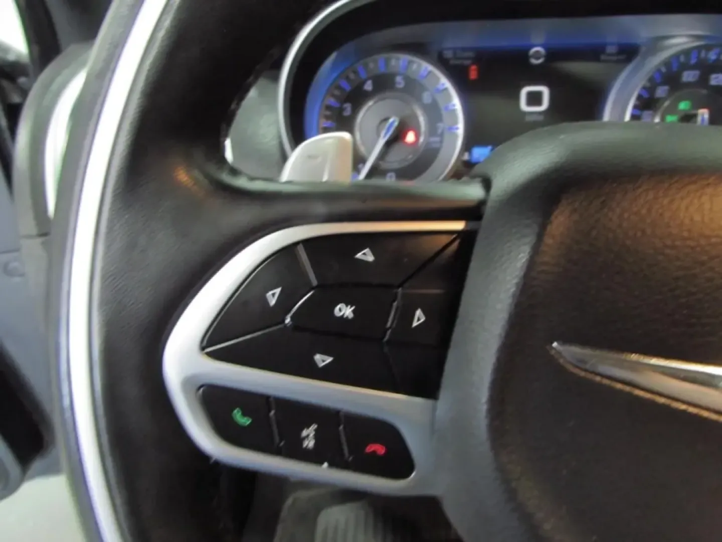 2018 /Black Chrysler 300 C (2C3CCAPT8JH) with an Other engine, Automatic transmission, located at 12830 Highway 21, De Soto, MO, 63020, (636) 337-7777, 38.153099, -90.573624 - Looking for a spacious and luxurious sedan that perfectly balances comfort and performance? The 2018 Chrysler 300C is the ideal choice for those who appreciate the finer things in life while still needing a reliable vehicle for daily commutes or weekend getaways. With its powerful 5.7L engine and re - Photo#14