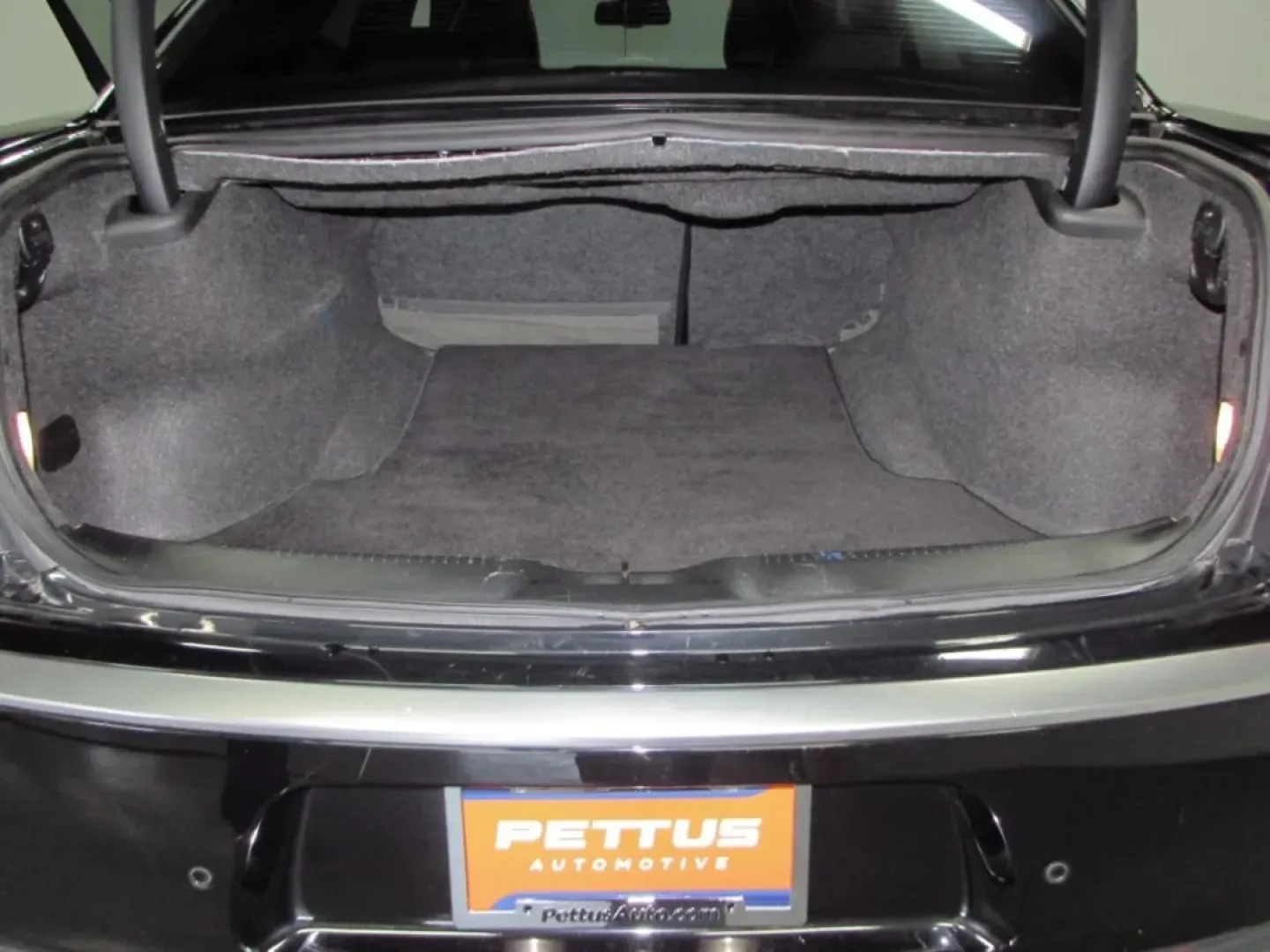 2018 /Black Chrysler 300 C (2C3CCAPT8JH) with an Other engine, Automatic transmission, located at 12830 Highway 21, De Soto, MO, 63020, (636) 337-7777, 38.153099, -90.573624 - Looking for a spacious and luxurious sedan that perfectly balances comfort and performance? The 2018 Chrysler 300C is the ideal choice for those who appreciate the finer things in life while still needing a reliable vehicle for daily commutes or weekend getaways. With its powerful 5.7L engine and re - Photo#24