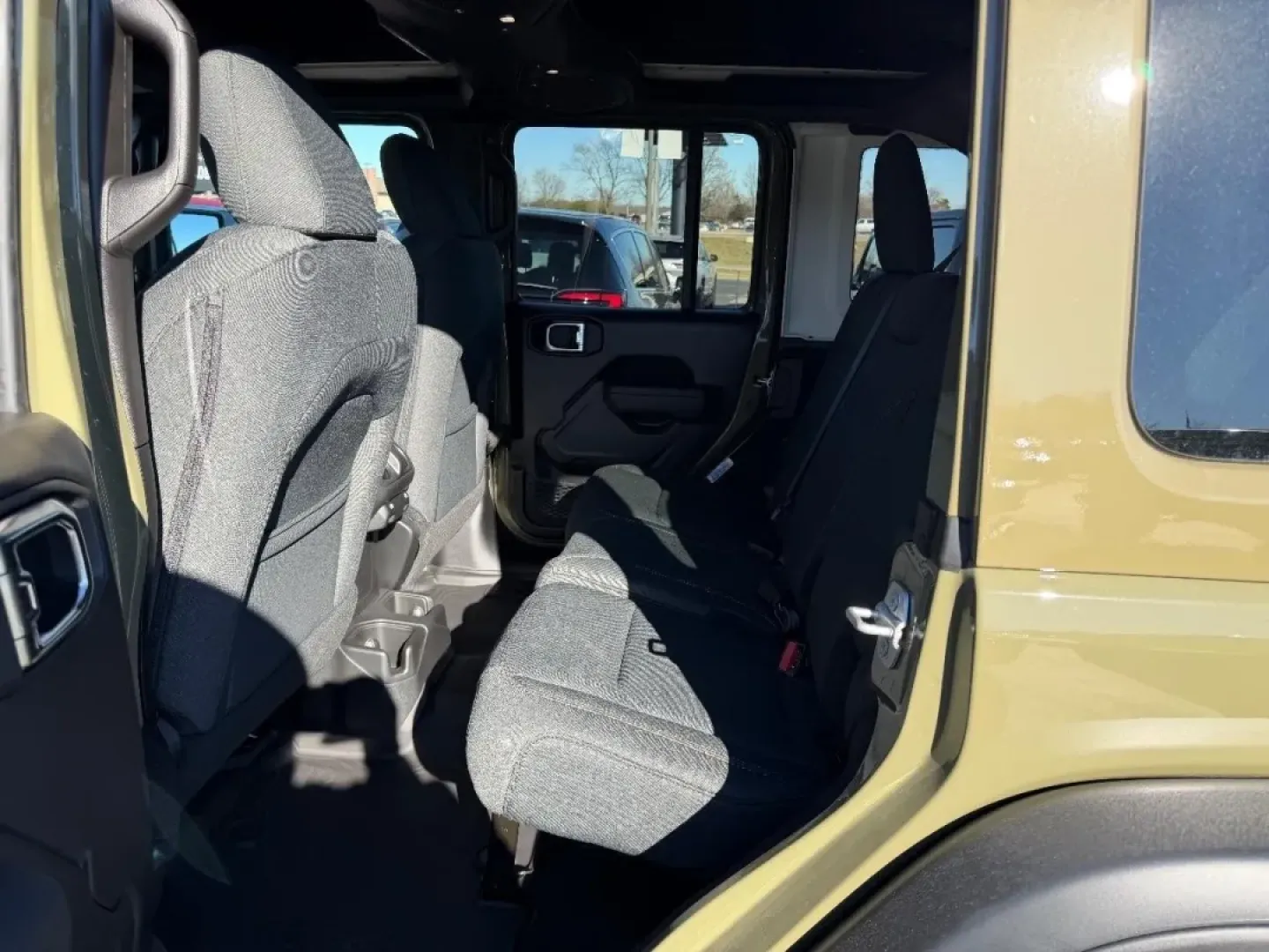 2026 /Black Cloth Jeep Wrangler Willys (1C4RJXDG6TW) with an 3.6L V6 engine, 6A transmission, located at 970 Woodlawn Dr., Farmington, MO, 63640, (573) 431-7800, 37.825642, -90.468674 - **Adventure Awaits with the 2026 Jeep Wrangler Willys Perfect for Weekend Explorations!**<br /> <br /> Are you ready to take your weekend getaways to the next level? Look no further than the 2026 Jeep Wrangler Willys, the quintessential off-road vehicle that promises to elevate your adventures. Wit - Photo#9