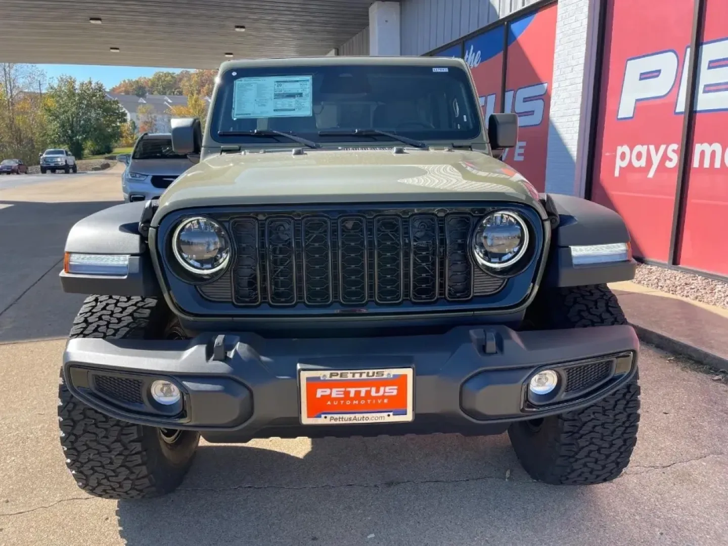 2026 Jeep Wrangler Willys (1C4RJXDG6TW) with an 3.6L V6 engine, located at 970 Woodlawn Dr., Farmington, MO, 63640, (573) 431-7800, 37.825642, -90.468674 - **Adventure Awaits with the 2026 Jeep Wrangler Willys Perfect for Weekend Explorations!**<br /> <br /> Are you ready to take your weekend getaways to the next level? Look no further than the 2026 Jeep Wrangler Willys, the quintessential off-road vehicle that promises to elevate your adventures. Wit - Photo#3
