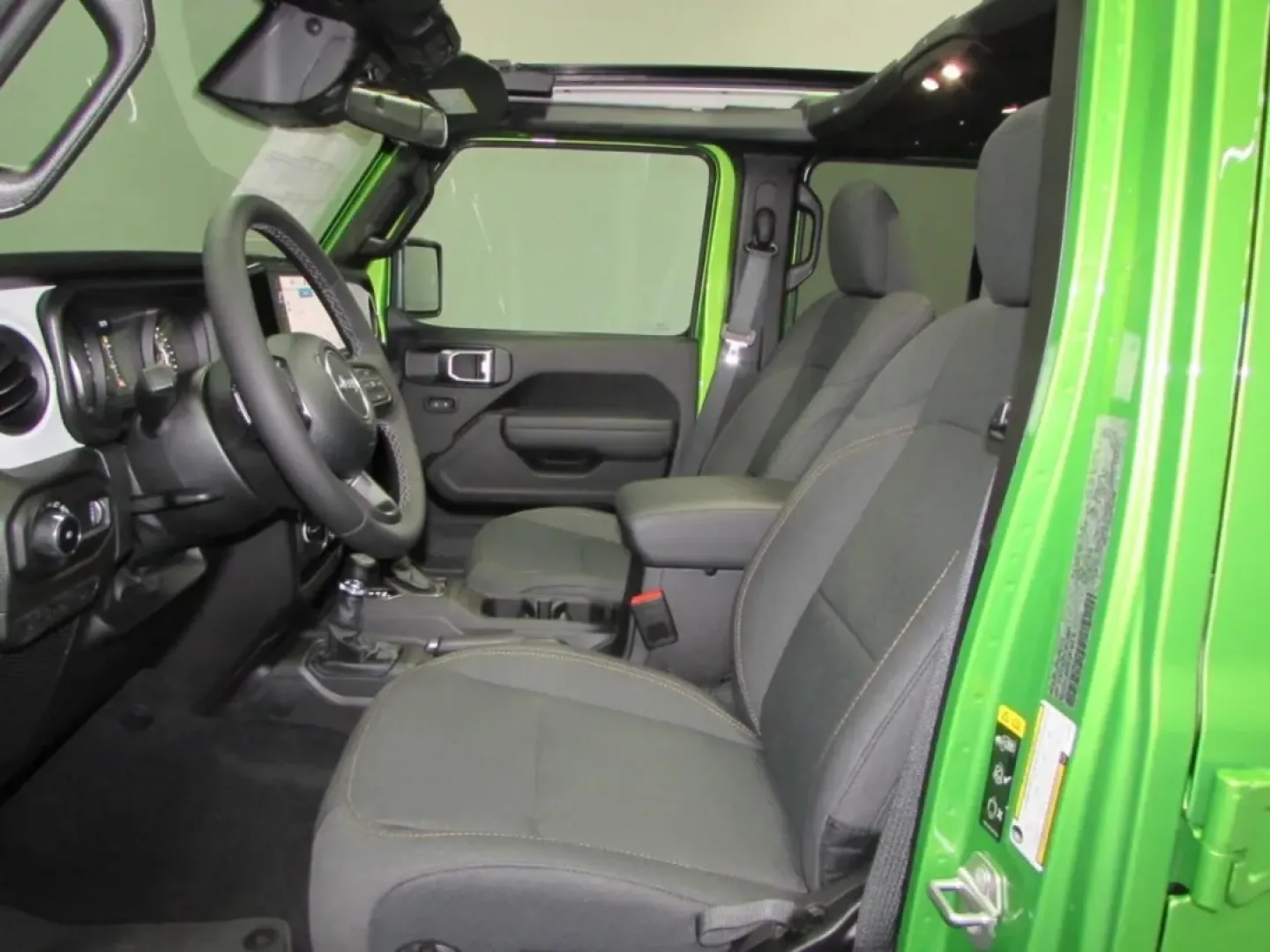 2026 /Black Jeep Wrangler Sport S (1C4PJXDG1TW) with an Other engine, located at 12830 Highway 21, De Soto, MO, 63020, (636) 337-7777, 38.153099, -90.573624 - ### Adventure Awaits with the 2026 Jeep Wrangler at Pettus CDJR DeSoto!<br /> <br /> Are you ready to take your adventures to the next level? Whether you're exploring the rugged trails of the Ozarks or simply navigating the streets of De Soto, MO, the 2026 Jeep Wrangler is your perfect companion for - Photo#13