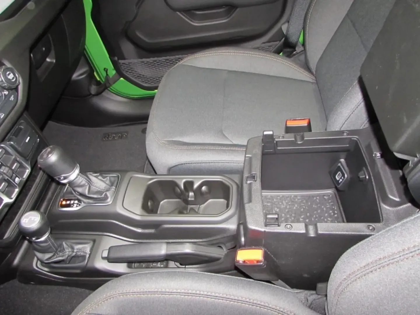 2026 /Black Jeep Wrangler Sport S (1C4PJXDG1TW) with an Other engine, located at 12830 Highway 21, De Soto, MO, 63020, (636) 337-7777, 38.153099, -90.573624 - ### Adventure Awaits with the 2026 Jeep Wrangler at Pettus CDJR DeSoto!<br /> <br /> Are you ready to take your adventures to the next level? Whether you're exploring the rugged trails of the Ozarks or simply navigating the streets of De Soto, MO, the 2026 Jeep Wrangler is your perfect companion for - Photo#21