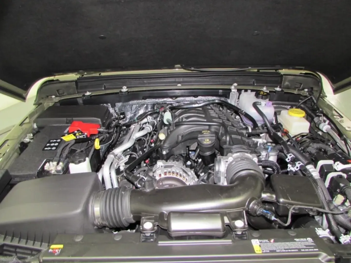 2026 /Black Jeep Wrangler Sport S (1C4PJXDG3TW) with an Other engine, located at 12830 Highway 21, De Soto, MO, 63020, (636) 337-7777, 38.153099, -90.573624 - **Explore Adventure with the 2026 Jeep Wrangler at Pettus CDJR DeSoto!**<br /> <br /> Are you ready to embark on your next adventure? Whether you're navigating city streets or tackling rugged trails, the 2026 Jeep Wrangler is the perfect companion for those who crave exploration and excitement. With - Photo#10