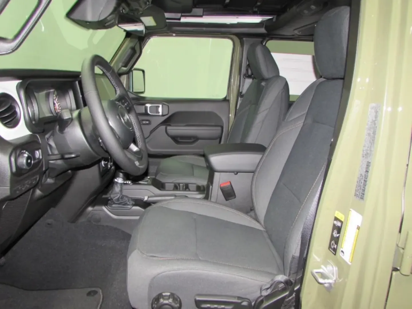 2026 /Black Jeep Wrangler Sport S (1C4PJXDG3TW) with an Other engine, located at 12830 Highway 21, De Soto, MO, 63020, (636) 337-7777, 38.153099, -90.573624 - **Explore Adventure with the 2026 Jeep Wrangler at Pettus CDJR DeSoto!**<br /> <br /> Are you ready to embark on your next adventure? Whether you're navigating city streets or tackling rugged trails, the 2026 Jeep Wrangler is the perfect companion for those who crave exploration and excitement. With - Photo#13