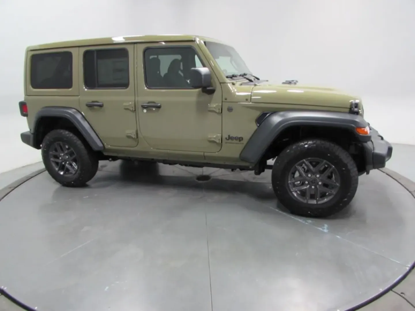 2026 /Black Jeep Wrangler Sport S (1C4PJXDG3TW) with an Other engine, located at 12830 Highway 21, De Soto, MO, 63020, (636) 337-7777, 38.153099, -90.573624 - **Explore Adventure with the 2026 Jeep Wrangler at Pettus CDJR DeSoto!**<br /> <br /> Are you ready to embark on your next adventure? Whether you're navigating city streets or tackling rugged trails, the 2026 Jeep Wrangler is the perfect companion for those who crave exploration and excitement. With - Photo#4