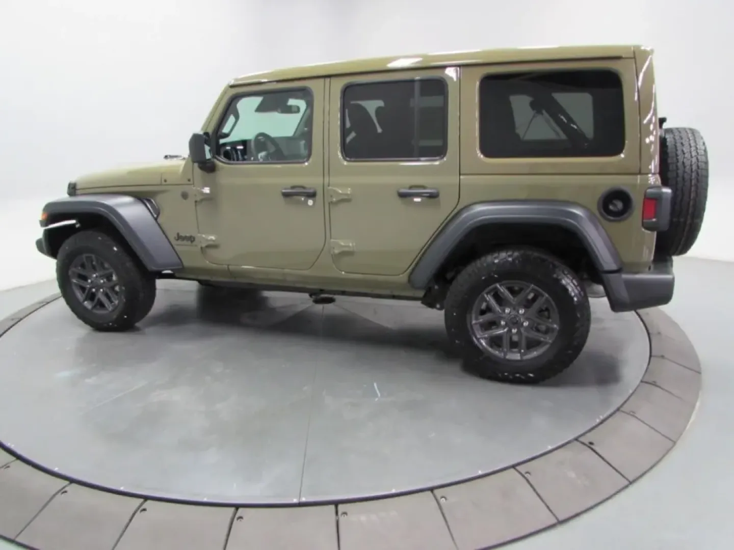 2026 /Black Jeep Wrangler Sport S (1C4PJXDG3TW) with an Other engine, located at 12830 Highway 21, De Soto, MO, 63020, (636) 337-7777, 38.153099, -90.573624 - **Explore Adventure with the 2026 Jeep Wrangler at Pettus CDJR DeSoto!**<br /> <br /> Are you ready to embark on your next adventure? Whether you're navigating city streets or tackling rugged trails, the 2026 Jeep Wrangler is the perfect companion for those who crave exploration and excitement. With - Photo#6