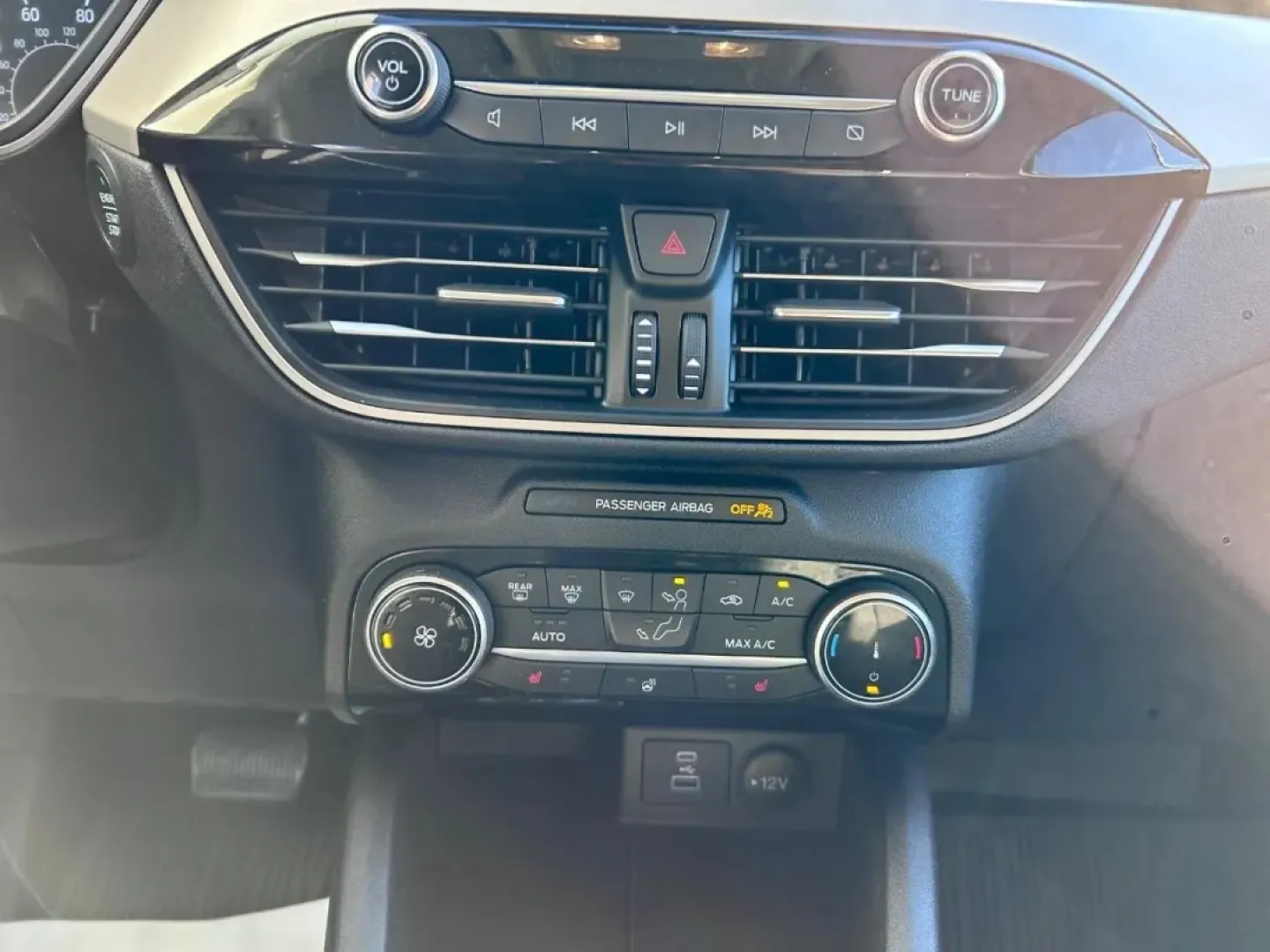 2022 /Dark Earth Gray Cloth Ford Escape SE (1FMCU9G63NU) with an 1.5L EcoBoost engine, Automatic transmission, located at 141 Commercial Dr, Fredericktown, MO, 63645, (573) 783-6432, 37.570087, -90.320648 - ### Discover Your Next Adventure with the 2022 Ford Escape SE at Pettus Ford Fredericktown!<br /> <br /> Are you searching for an SUV that seamlessly blends style, comfort, and performance? Look no further than the 2022 Ford Escape SE, now available at Pettus Ford Fredericktown. This versatile vehic - Photo#14