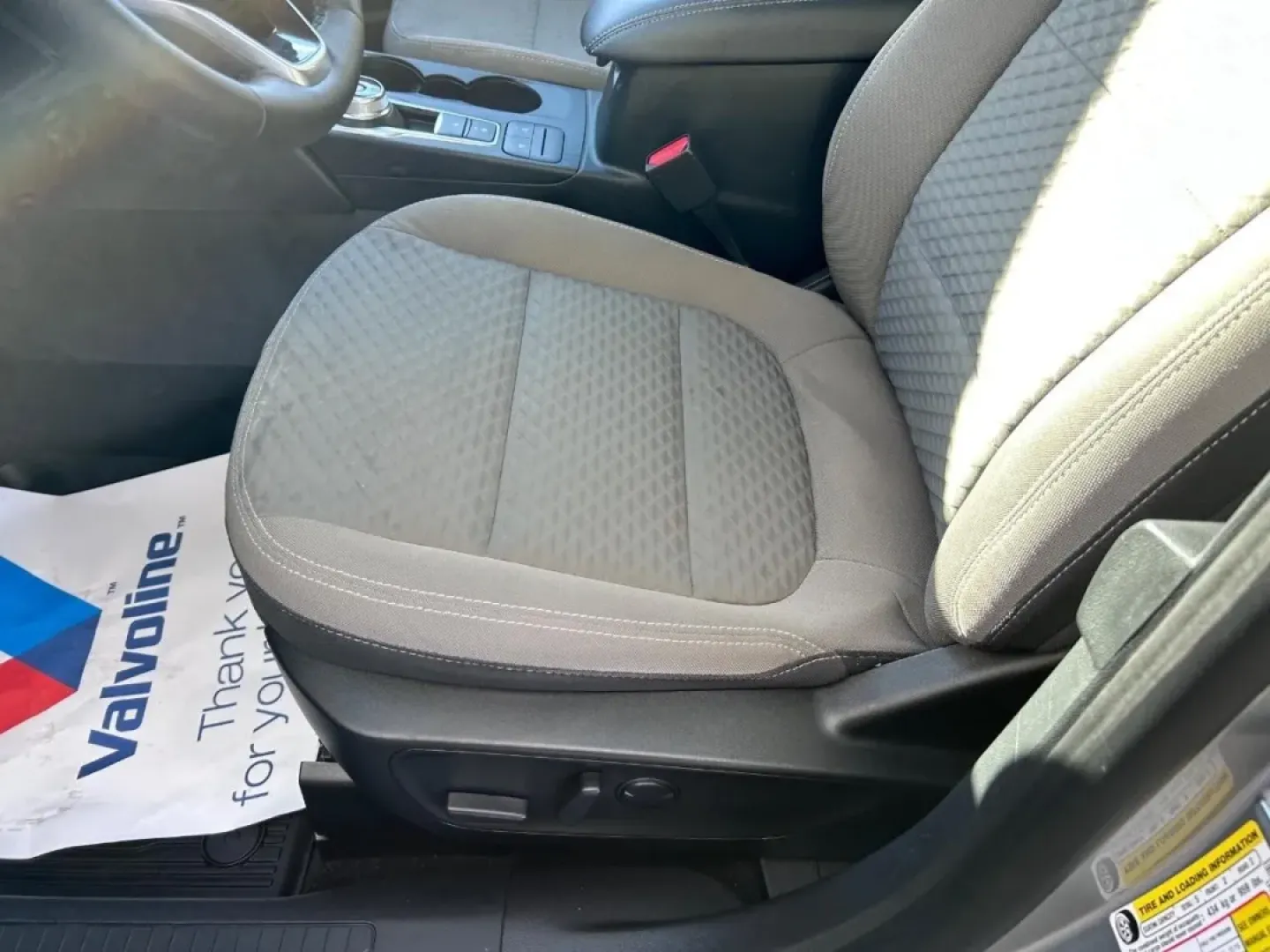 2022 /Dark Earth Gray Cloth Ford Escape SE (1FMCU9G63NU) with an 1.5L EcoBoost engine, Automatic transmission, located at 141 Commercial Dr, Fredericktown, MO, 63645, (573) 783-6432, 37.570087, -90.320648 - ### Discover Your Next Adventure with the 2022 Ford Escape SE at Pettus Ford Fredericktown!<br /> <br /> Are you searching for an SUV that seamlessly blends style, comfort, and performance? Look no further than the 2022 Ford Escape SE, now available at Pettus Ford Fredericktown. This versatile vehic - Photo#18