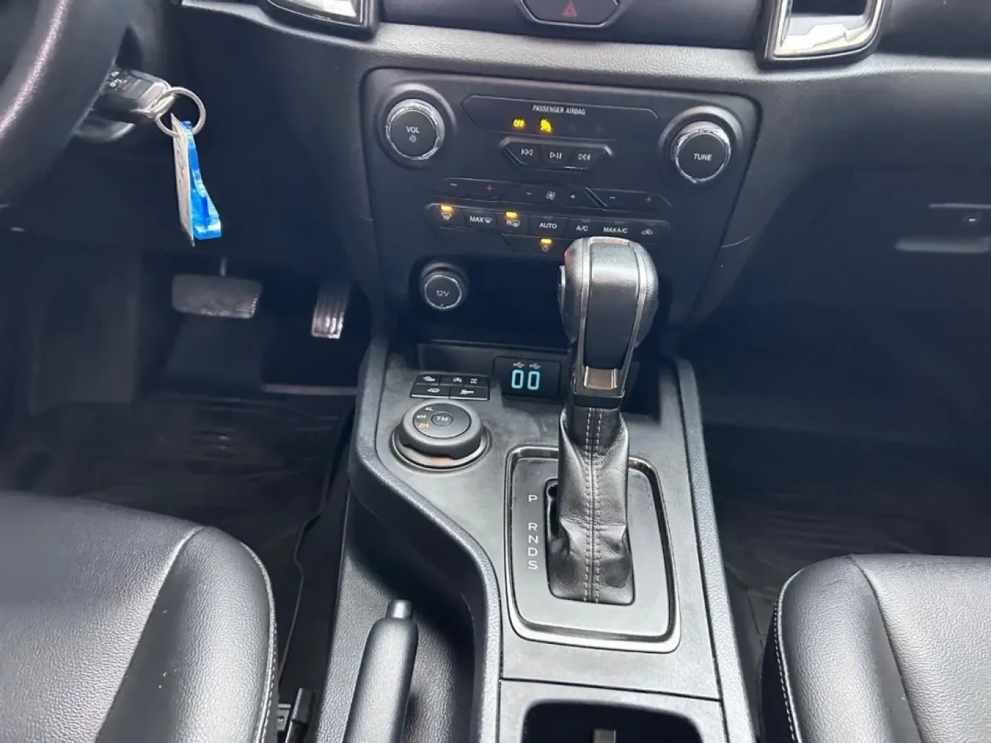 2021 /Ebony Leather Trimmed Ford Ranger XLT Tremor (1FTER4FH7ML) with an 2.3L EcoBoost engine, Automatic transmission, located at 141 Commercial Dr, Fredericktown, MO, 63645, (573) 783-6432, 37.570087, -90.320648 - **Elevate Your Adventures with the 2021 Ford Ranger Perfect for Weekend Warriors!**<br /> <br /> Are you ready to upgrade your weekend getaways or daily drives? Whether you're hauling gear to the great outdoors or navigating the bustling streets of Fredericktown, the 2021 Ford Ranger is your ideal - Photo#15