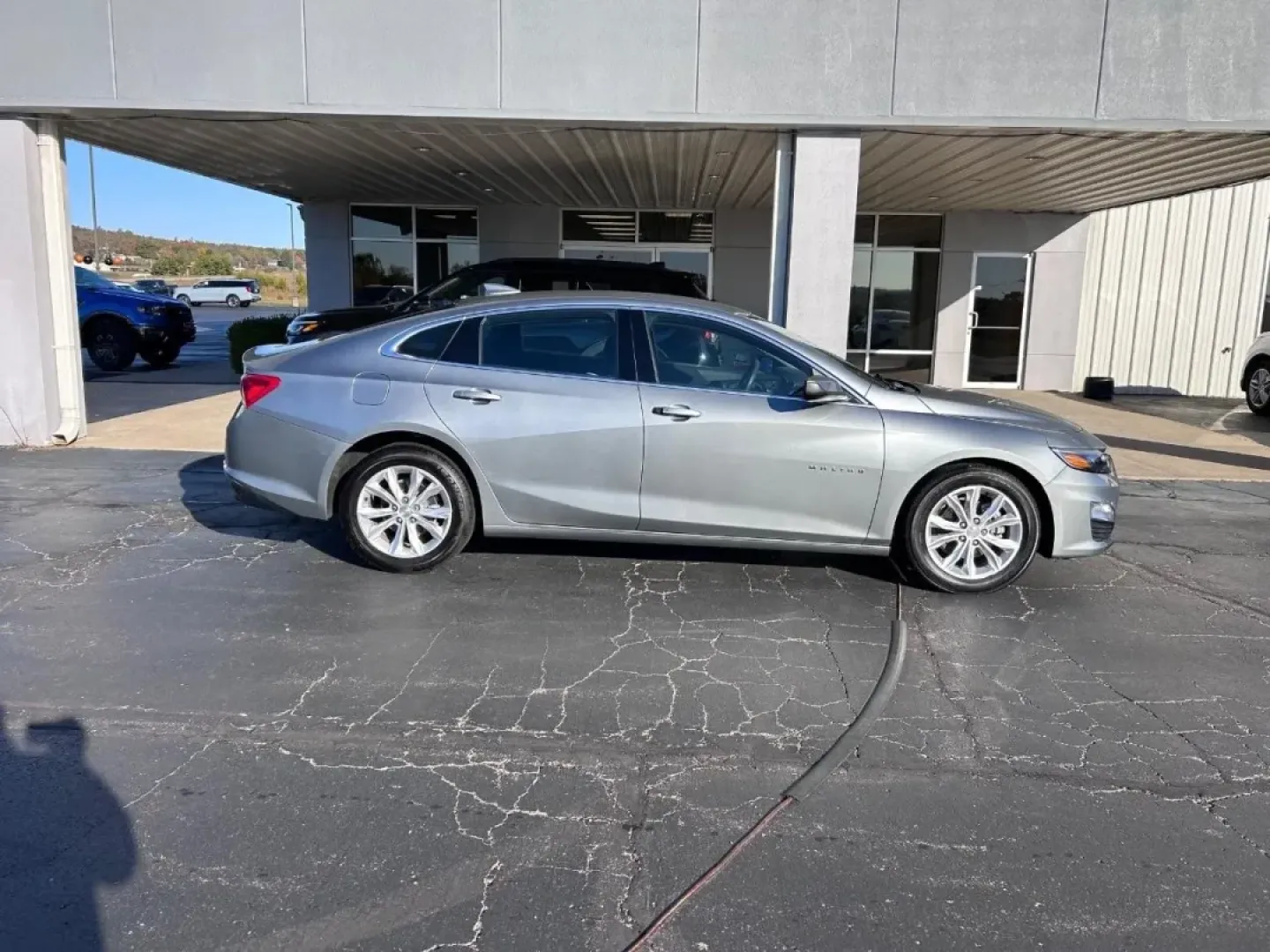 2023 /Jet Black Cloth Chevrolet Malibu LT 1LT (1G1ZD5ST9PF) with an 1.5L turbo DOHC 4-cylinder DI engine, Automatic transmission, located at 141 Commercial Dr, Fredericktown, MO, 63645, (573) 783-6432, 37.570087, -90.320648 - Are you searching for an affordable yet stylish vehicle that suits the demands of daily life? Look no further! The 2023 Chevrolet Malibu LT is the perfect blend of comfort, efficiency, and modern features, making it an ideal choice for budget-conscious buyers and families alike. Whether you're commu - Photo#1