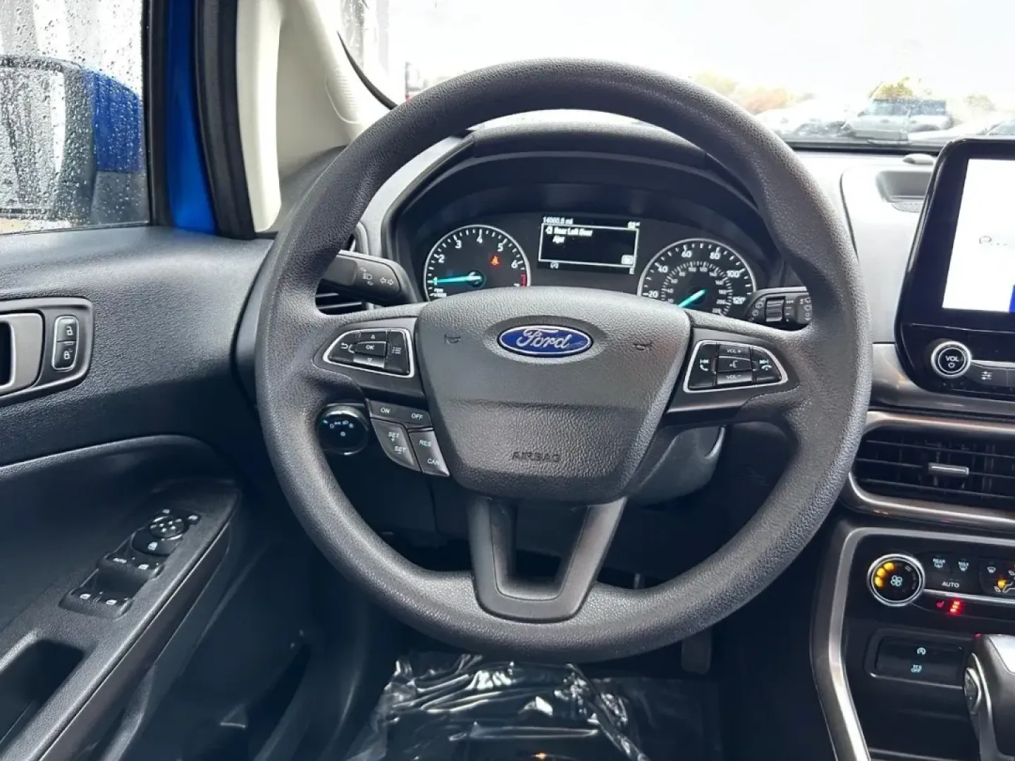 2021 /Ebony Black Cloth Ford EcoSport SE (MAJ3S2GE2MC) with an 1.0L EcoBoost engine, Automatic transmission, located at 141 Commercial Dr, Fredericktown, MO, 63645, (573) 783-6432, 37.570087, -90.320648 - Discover the perfect blend of style, efficiency, and versatility with the 2021 Ford EcoSport SE, now available at Pettus Ford Fredericktown. Whether you are commuting to work, shuttling kids to school, or embarking on weekend adventures, this compact SUV is designed to elevate your lifestyle. Locate - Photo#11